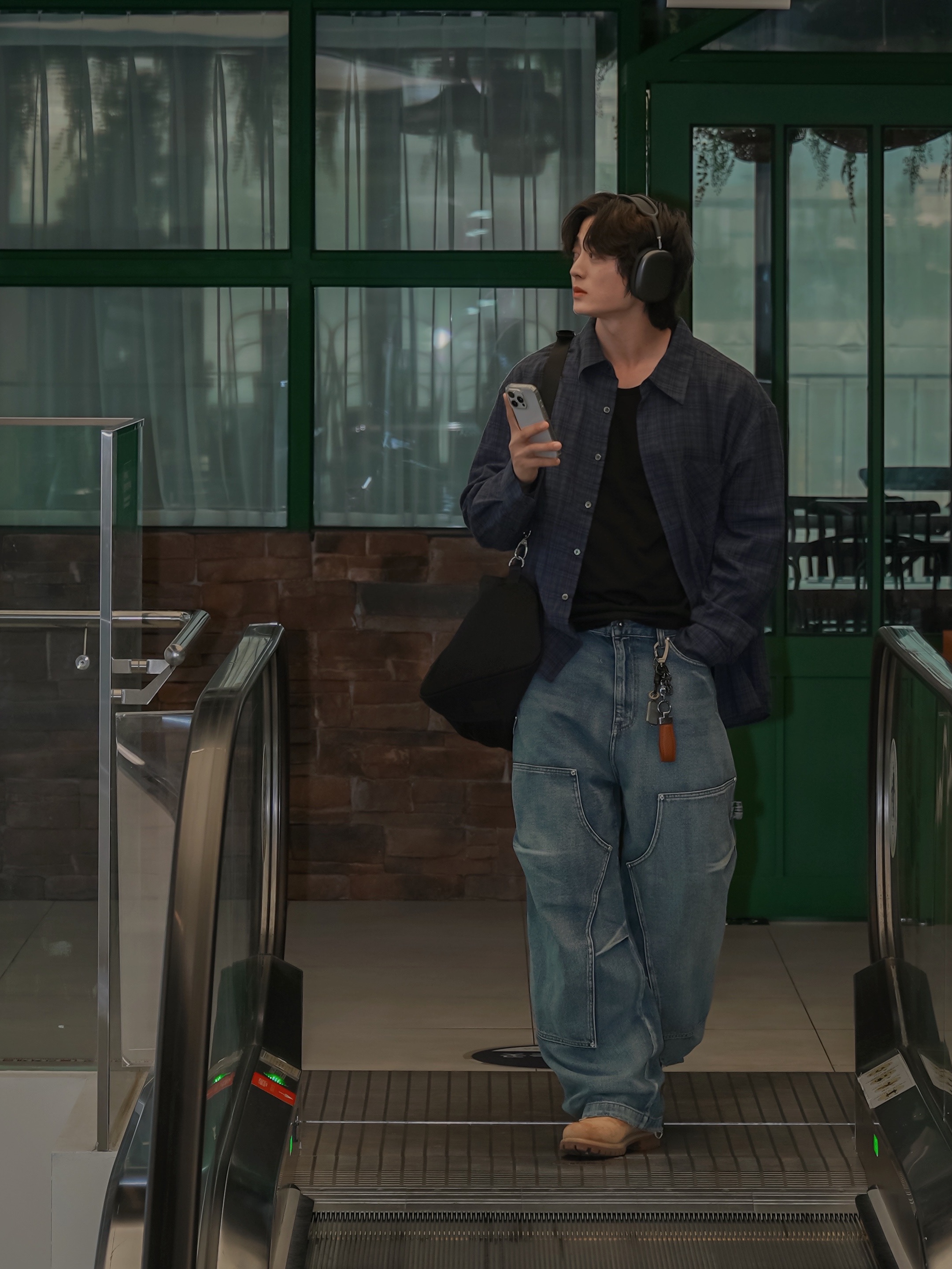 Timberland Premium 6 inch Waterproof Boot Wheat Nubuck - Wide, Apple AirPods Max USB C Midnight (Korean Ver.) 착용 스타일 - 2