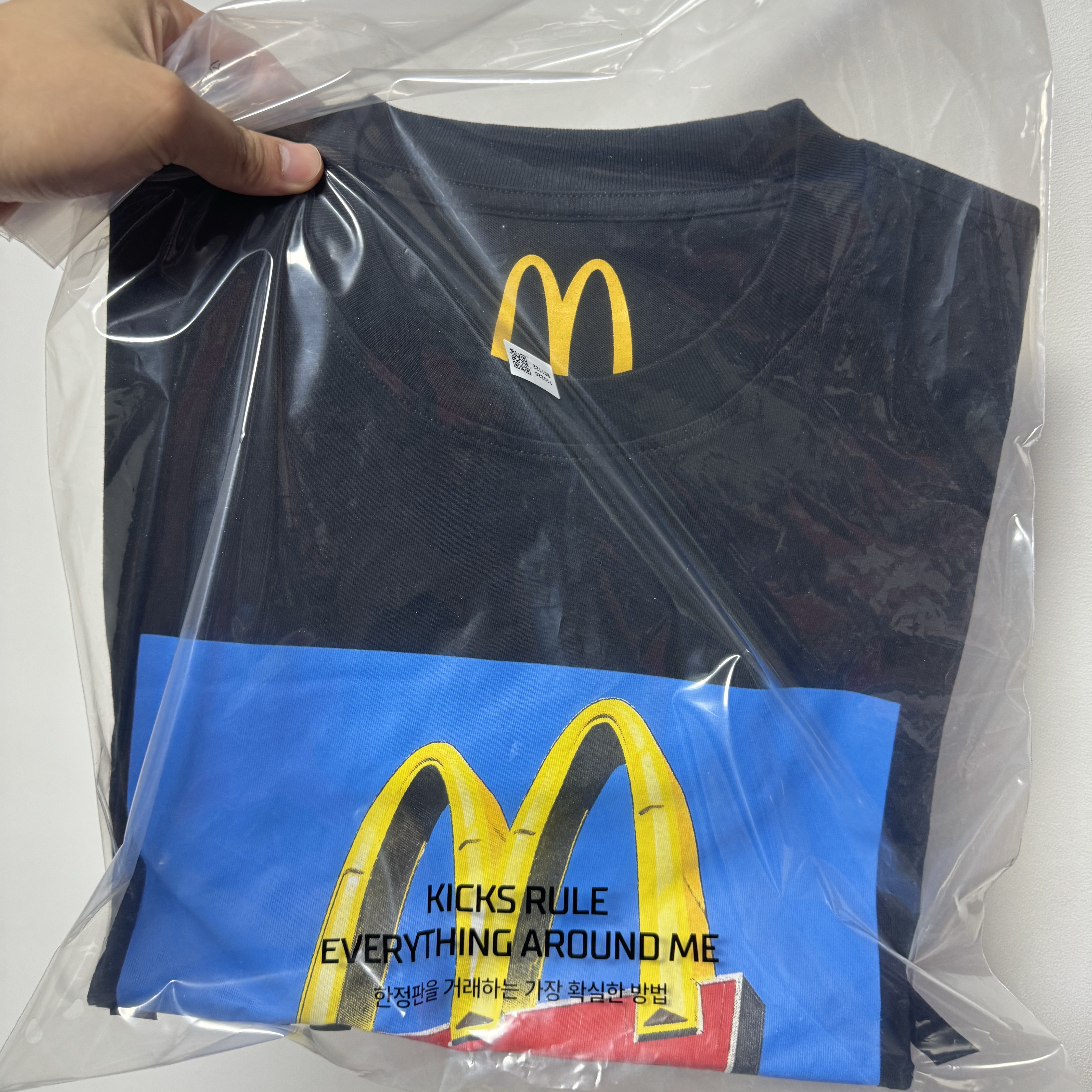 Palace x McDonald's Sign T-Shirt Black - 23FW 착용 스타일