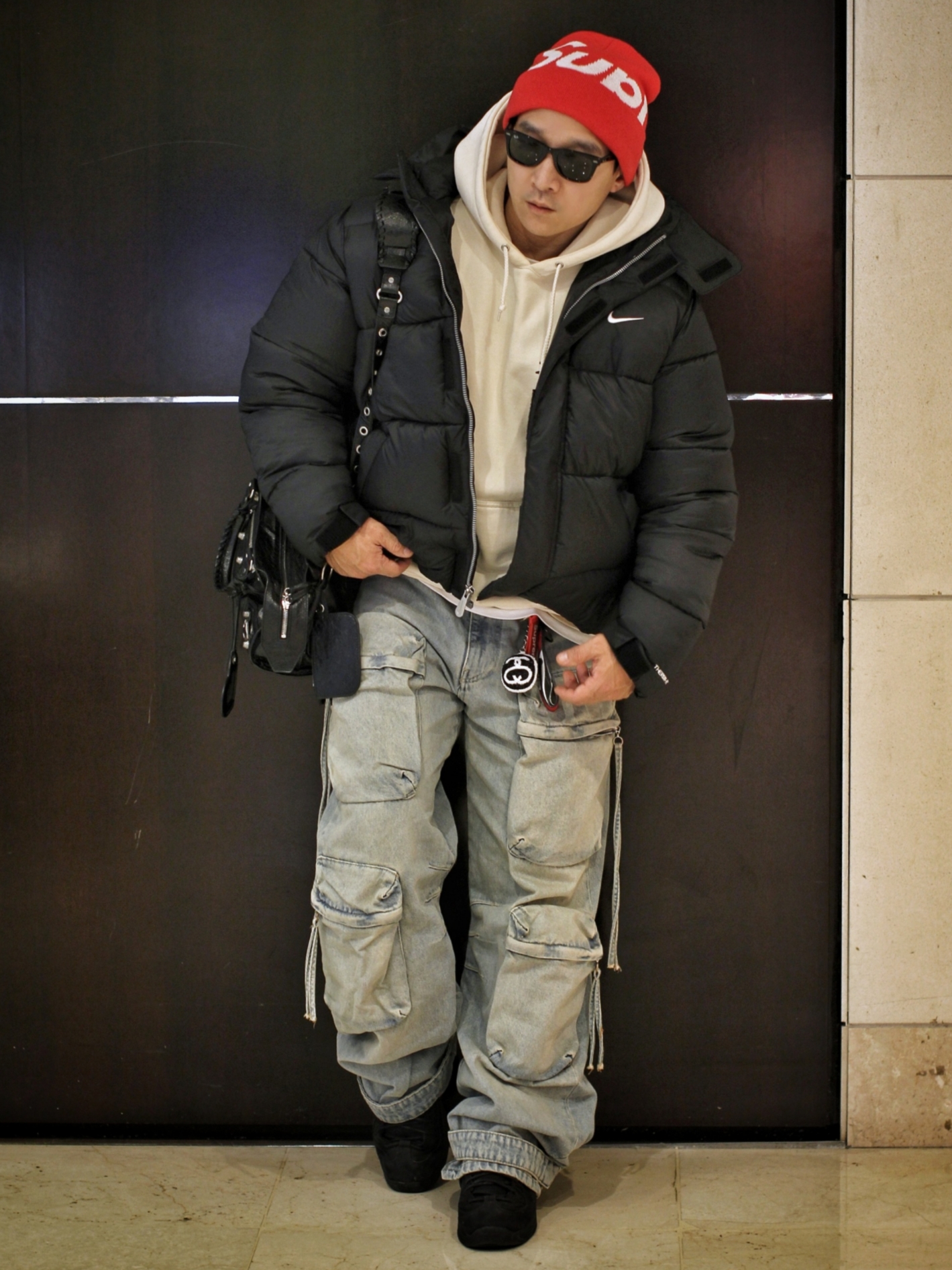 Supreme Big Logo Beanie Red - 21FW, Nike Life Therma-Fit Puffer Jacket Black - Asia 착용 스타일 - 2