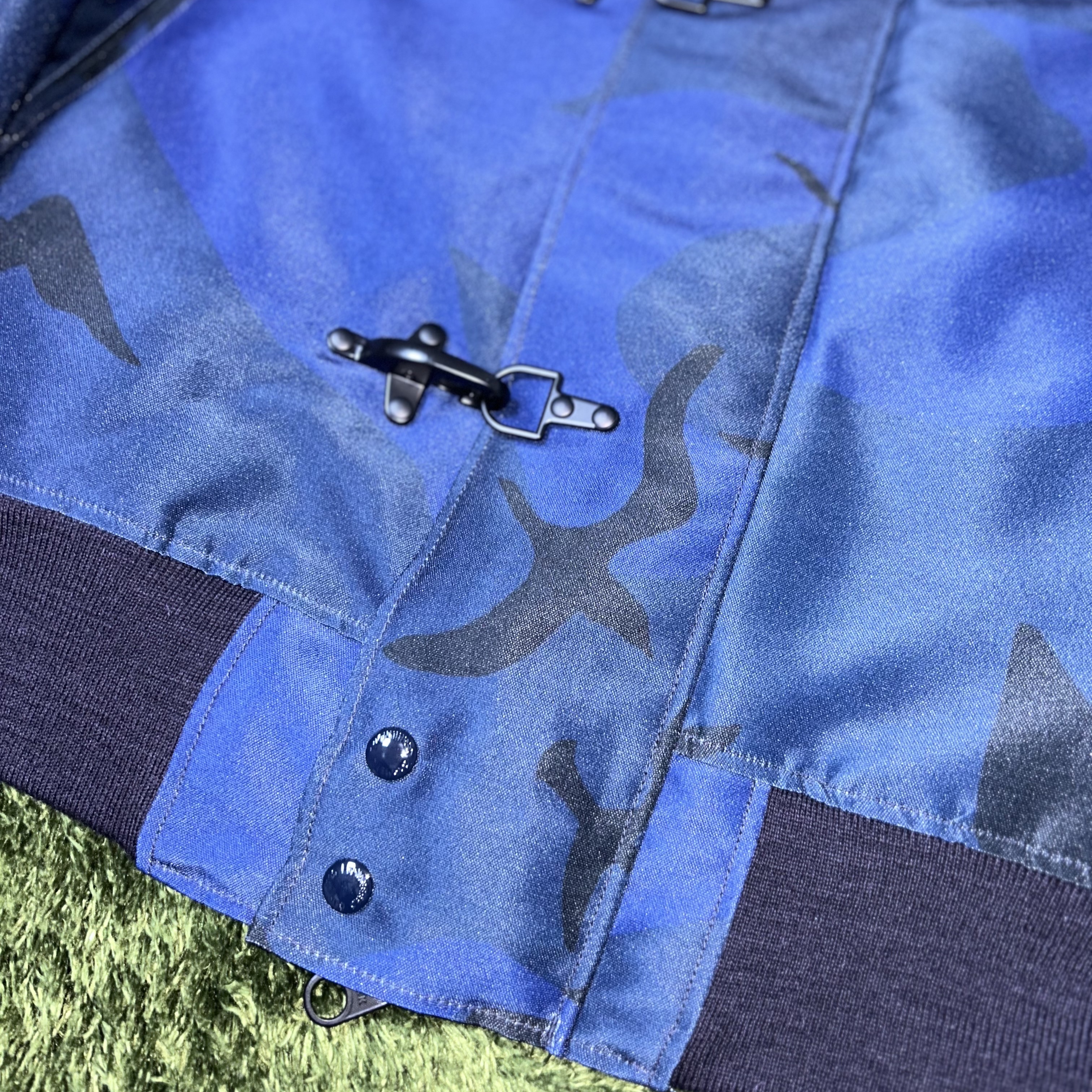 Engineered Garments Poly Seagull Print Oxford Deck Jacket Navy 착용 스타일 - 6