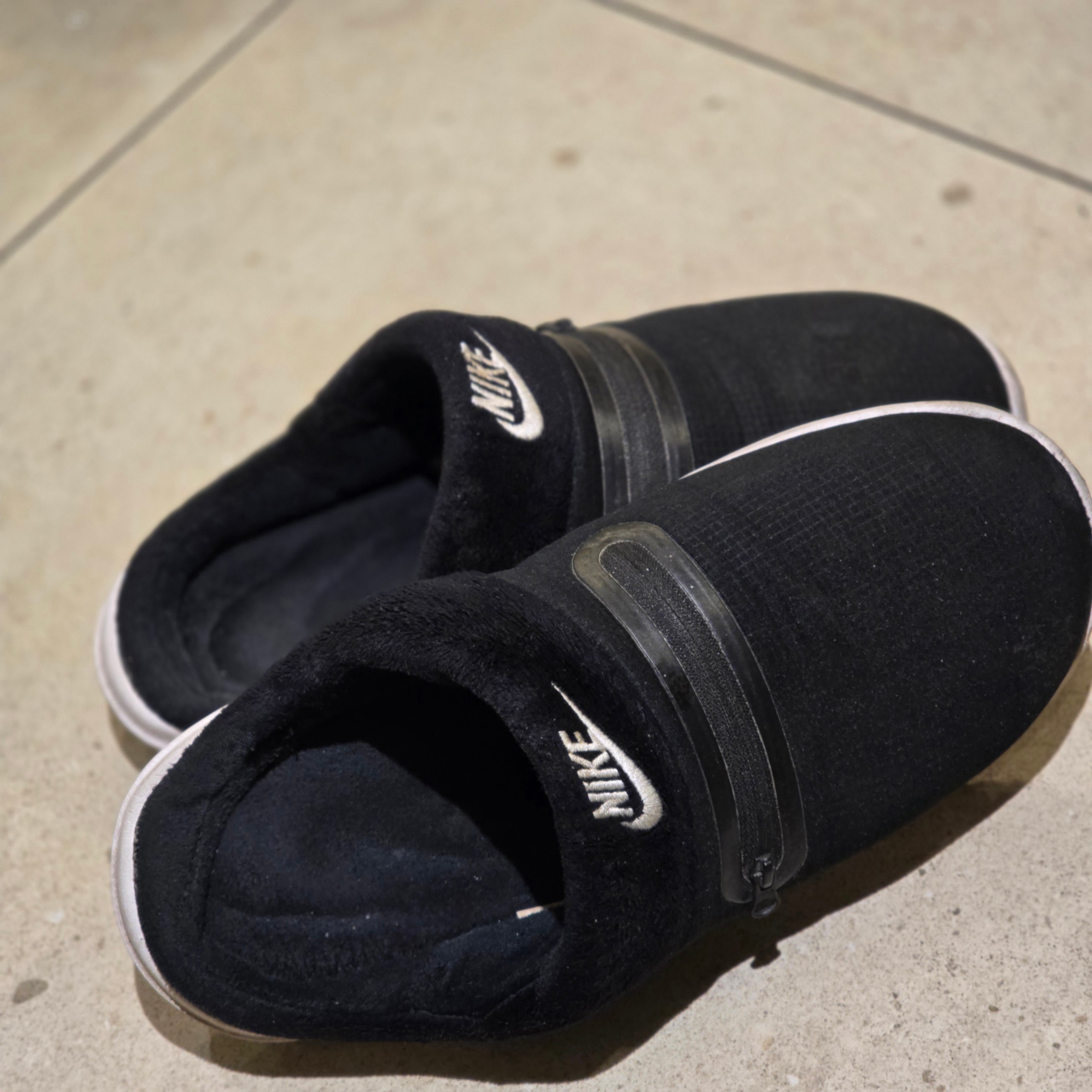 Nike Burrow Black White 착용 스타일