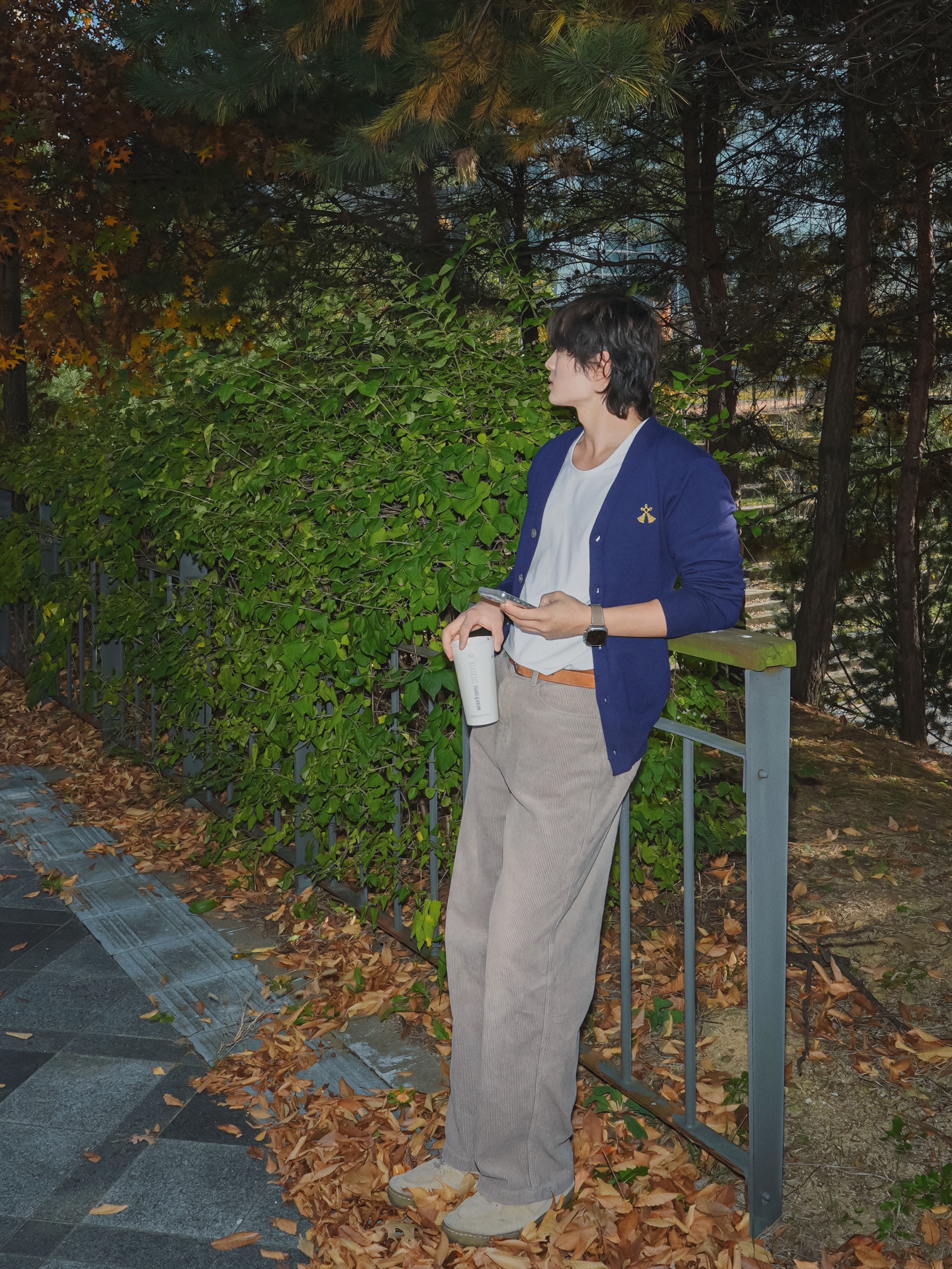LOSTGARDEN Uniform Crepe Derby Beige 착용 스타일 - 1