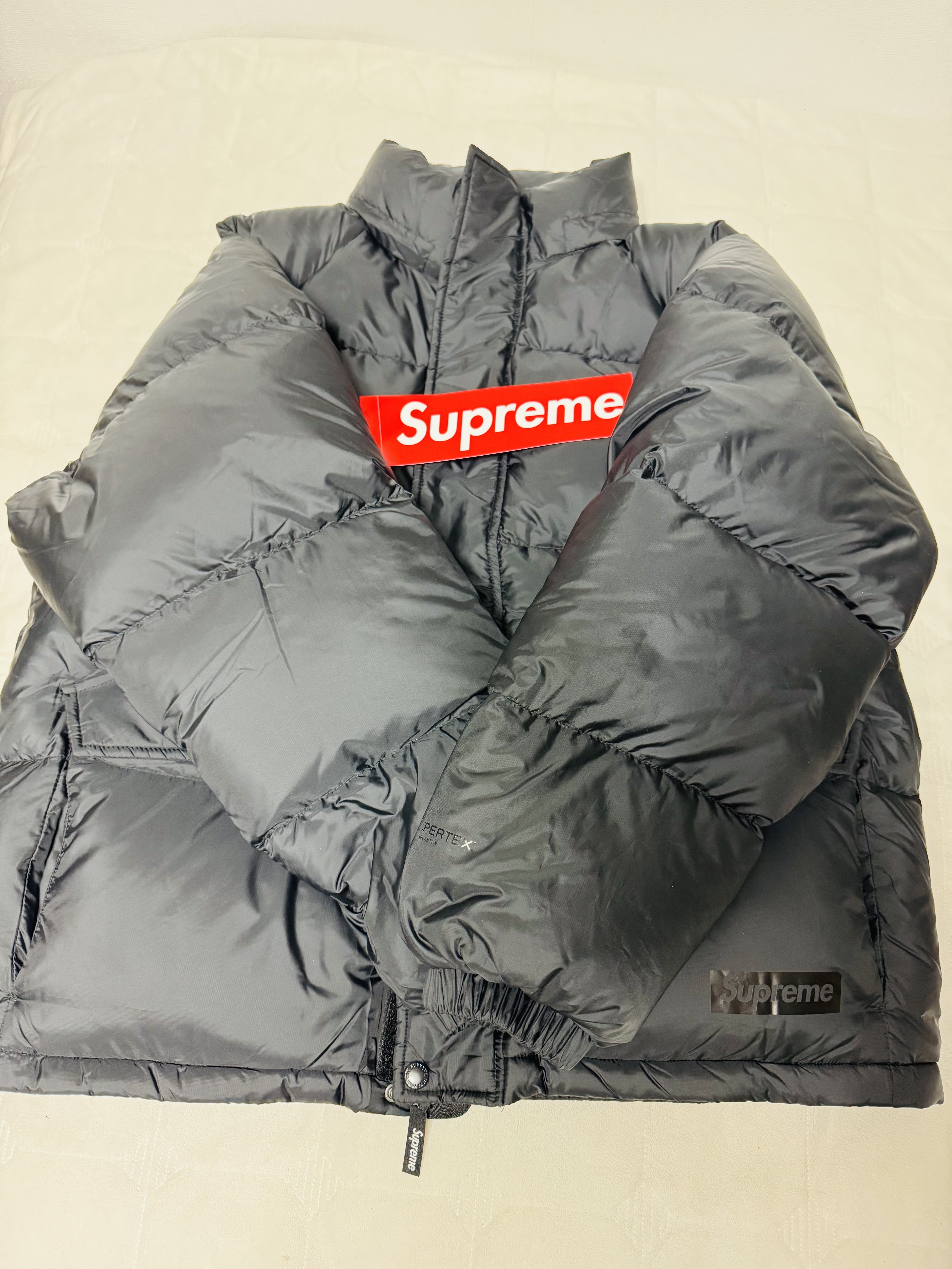 Supreme 700-Fill Down Lightweight Puffer Jacket Black - 24FW 착용 스타일