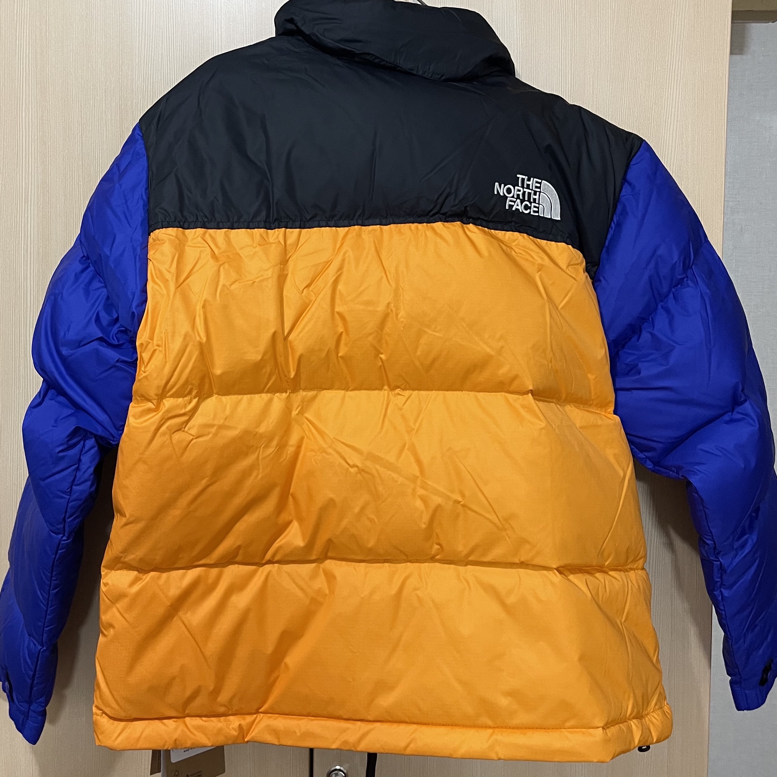 The North Face 1996 Retro Nuptse Jacket Pine 착용 스타일 - 2