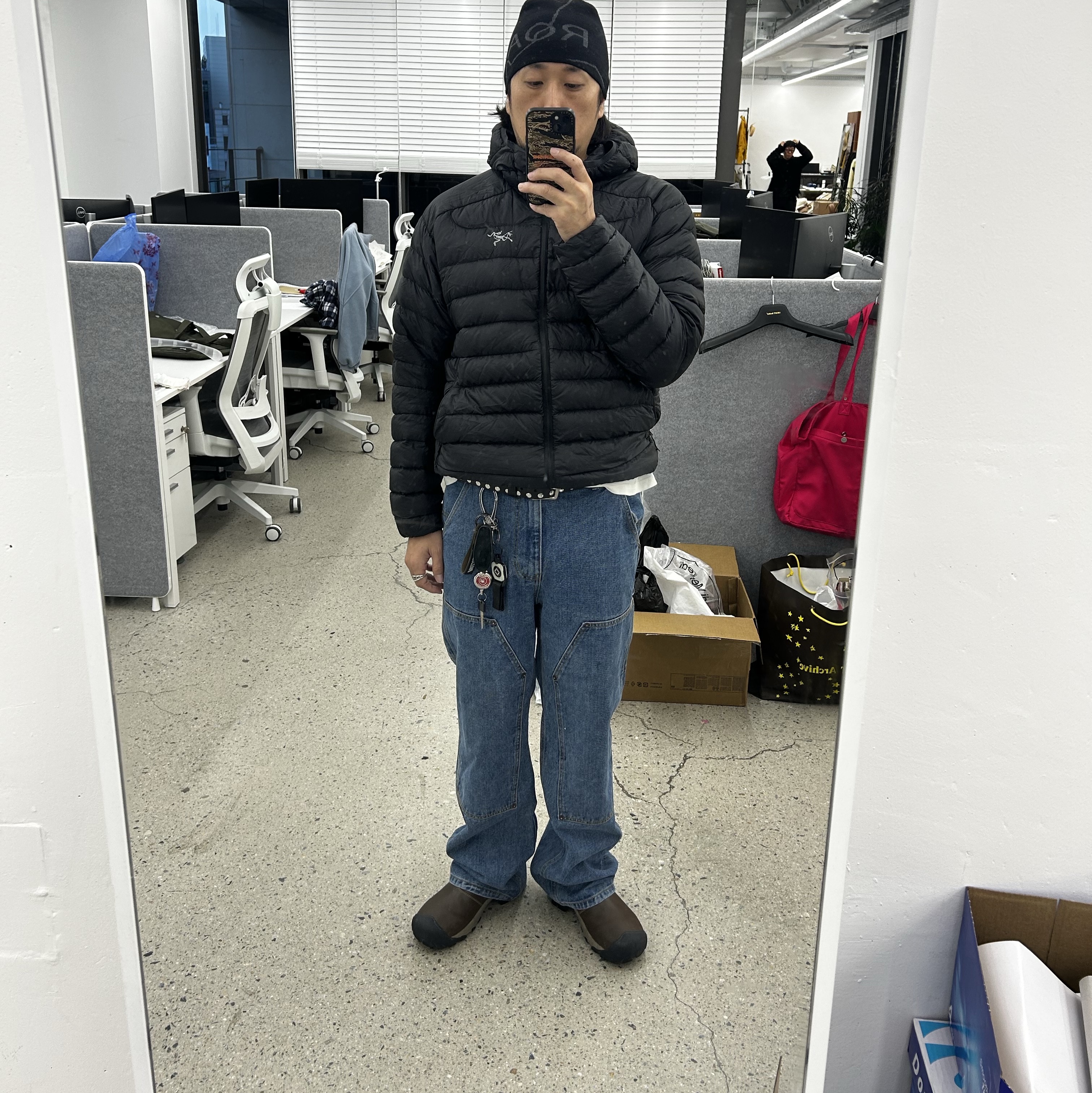 Roa Beanie Logo Black, Arc'teryx Cerium Hoody Black 착용 스타일 - 2