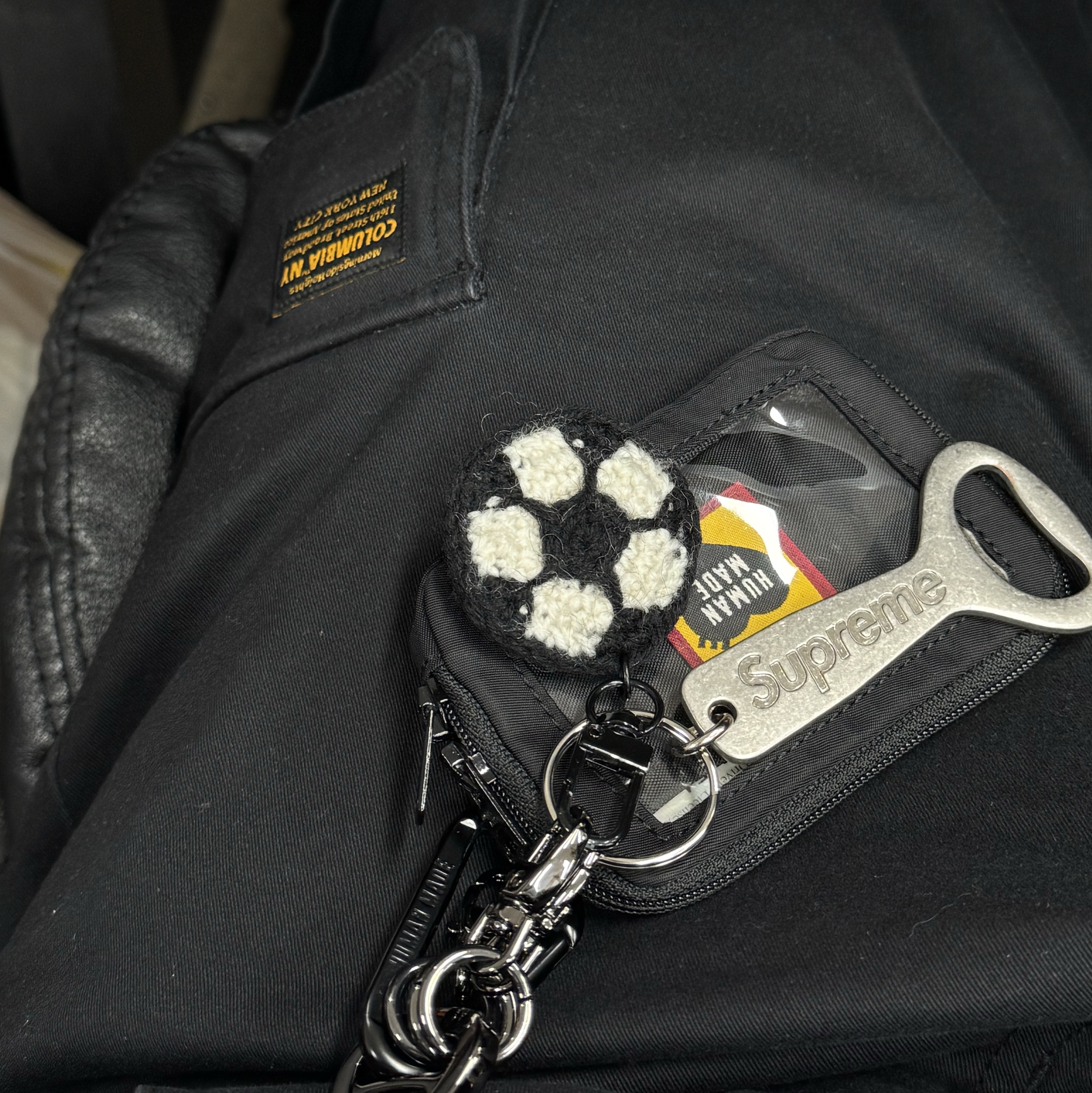 Supreme Bottle Opener Keychain Silver - 24FW, Human Made Military Card Case Black 착용 스타일