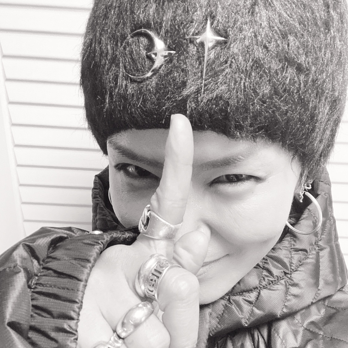 Thug Club Chimera Beanie Black 착용 스타일