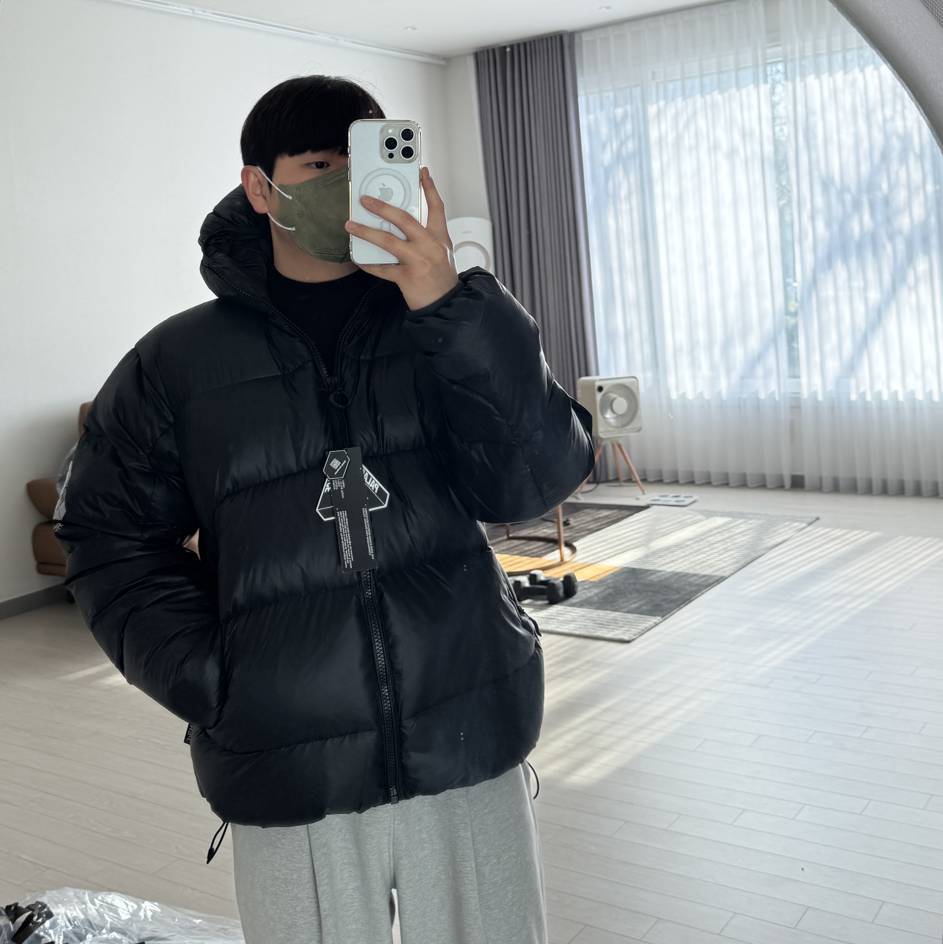 Palace Pertex Opaque Balaclava Puffa Black - 24FW 착용 스타일 - 2
