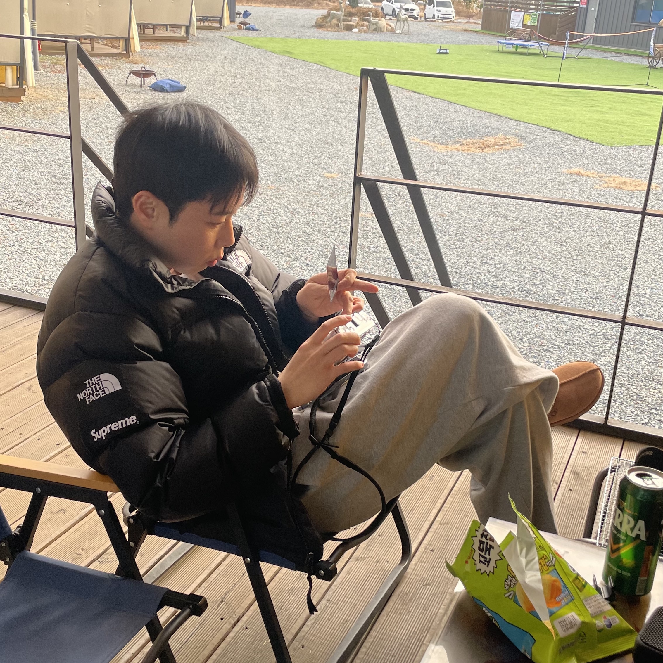Supreme x The North Face Split Nuptse Jacket Black - 24SS, UGG Tasman Slipper Chestnut 착용 스타일