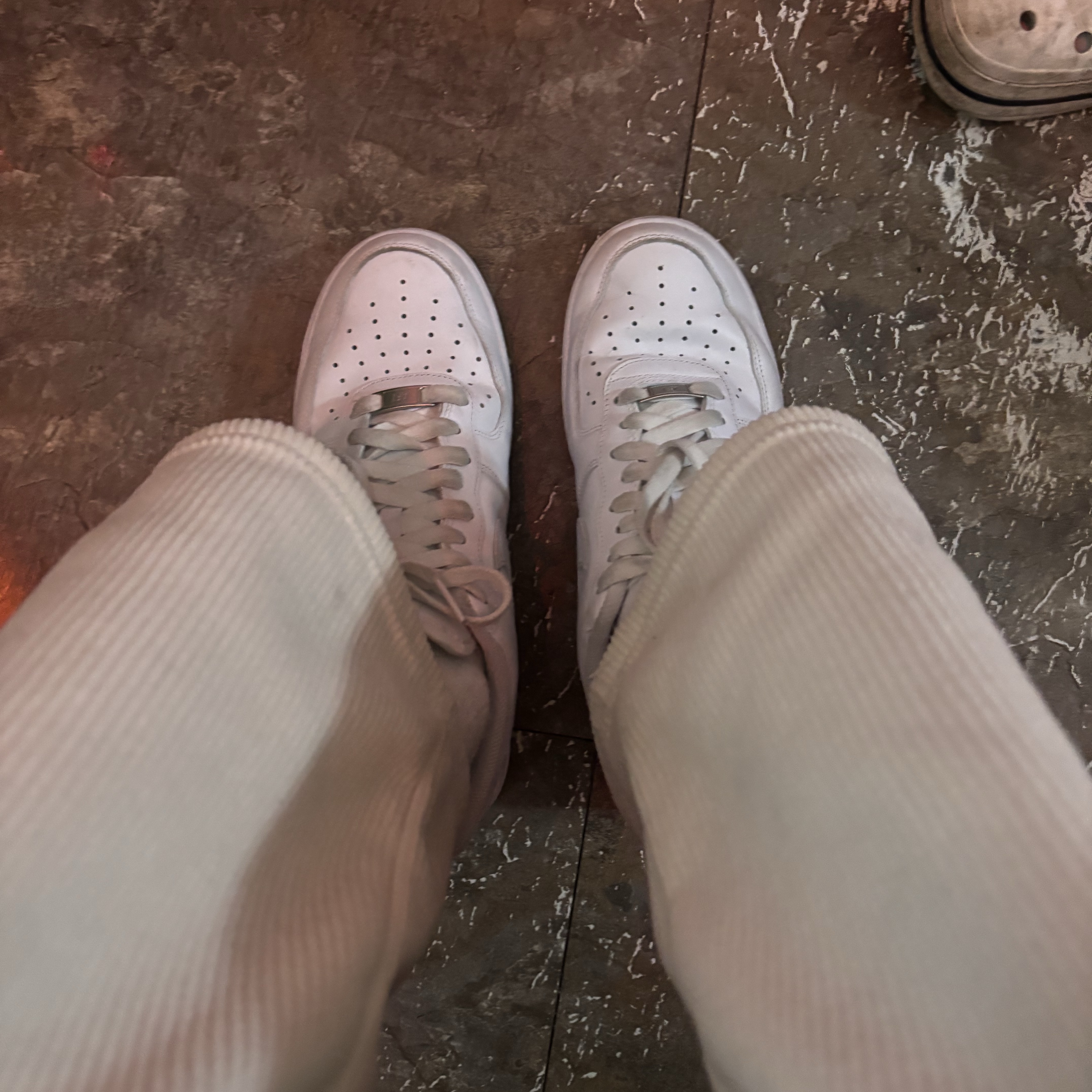Nike Air Force 1 '07 Low White 착용 스타일