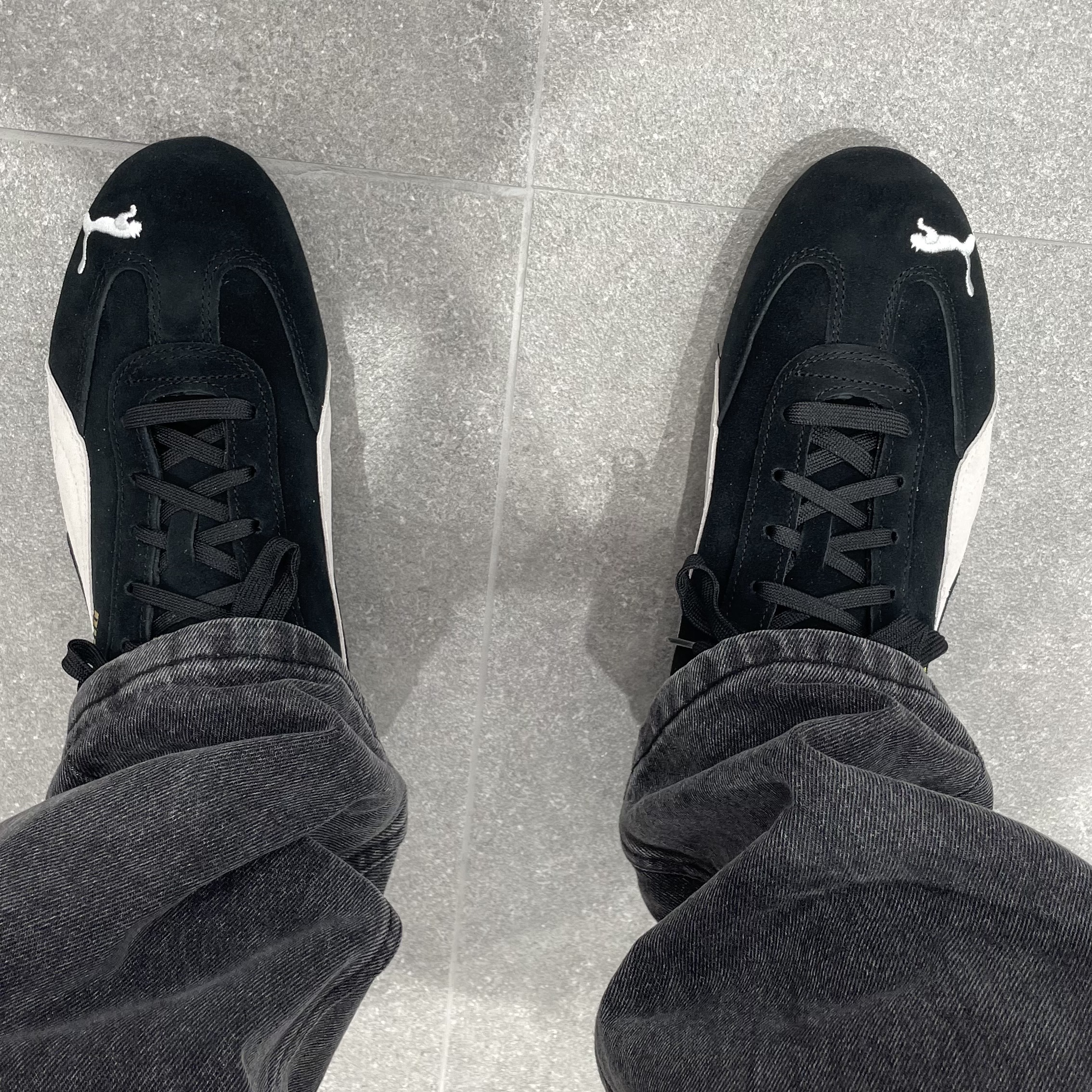 Puma Speedcat OG Black White 착용 스타일 - 3