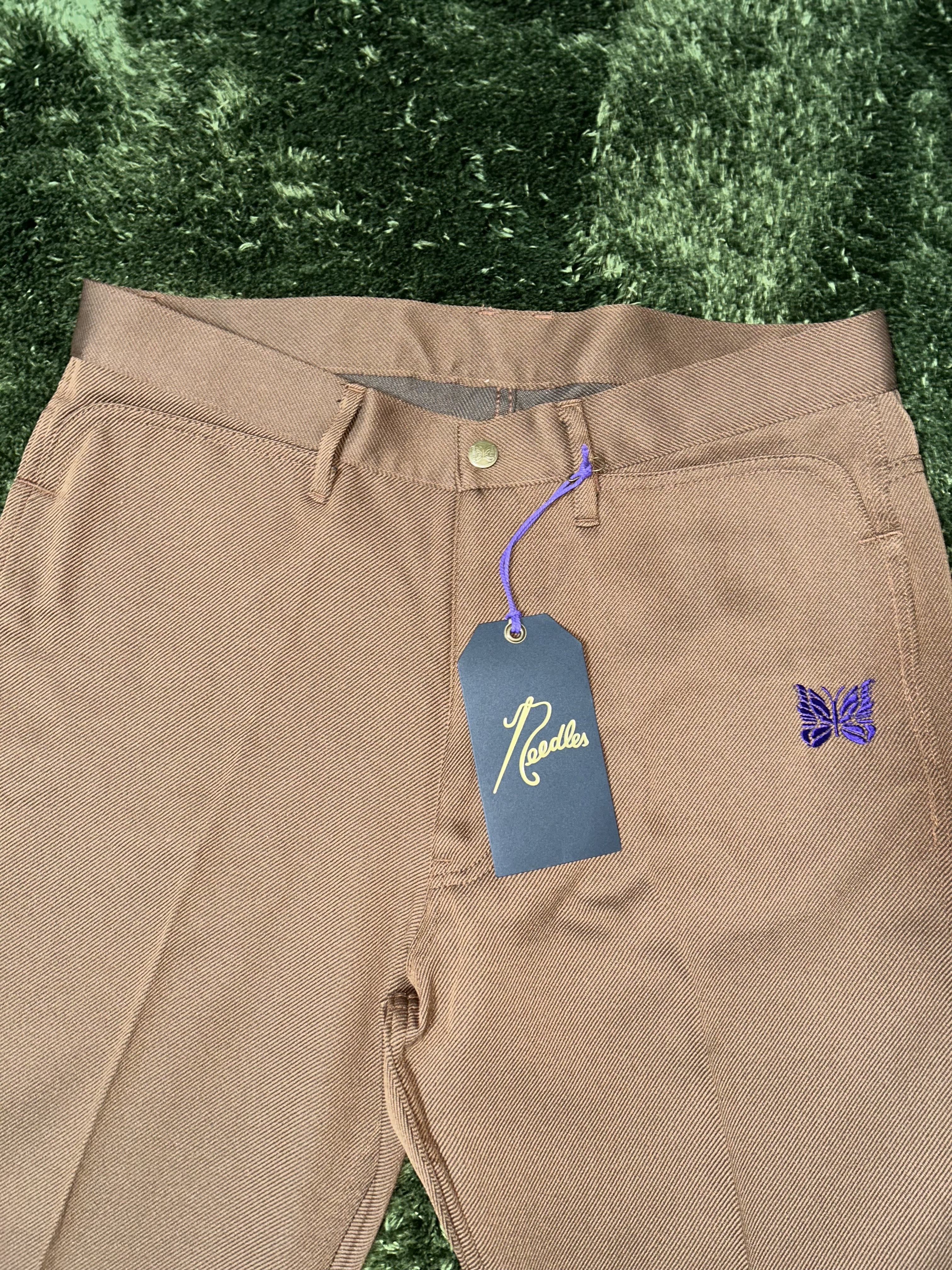Needles Poly Twill Straight Pants Brown 착용 스타일 - 3