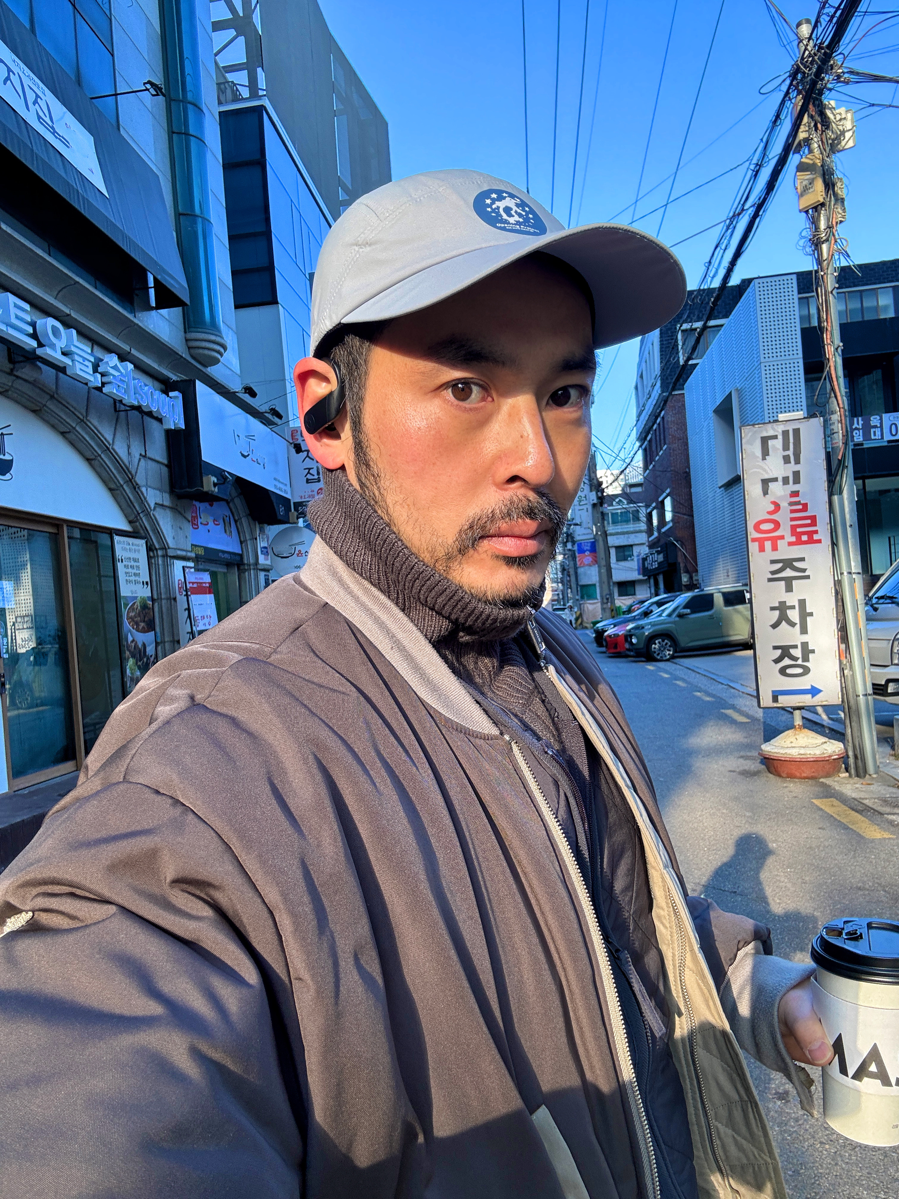 Grailz Multi Zipper Bomber Jacket Taupe, Grailz Flight Pocket Pants Ash Olive 착용 스타일 - 3