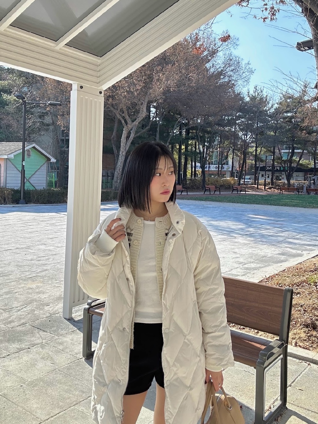 Siyazu SIOT4122 Diamond Quilting Half PD Ivory 착용 스타일 - 4