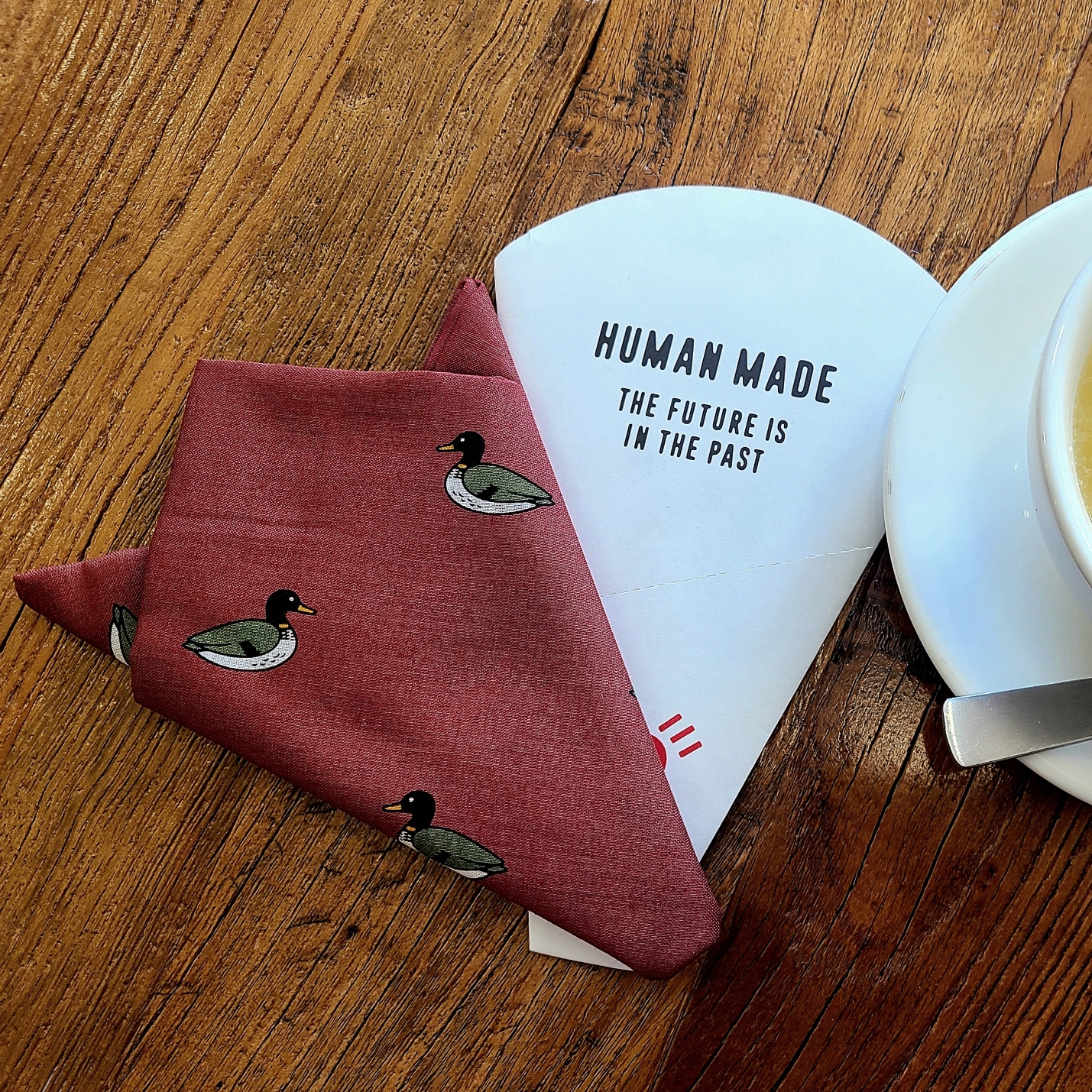Human Made Bandana #1 Red 착용 스타일 - 3