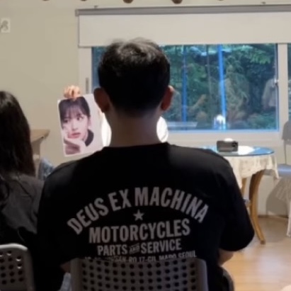 Deus Ex Machina Seoul Address T-Shirt Black 착용 스타일