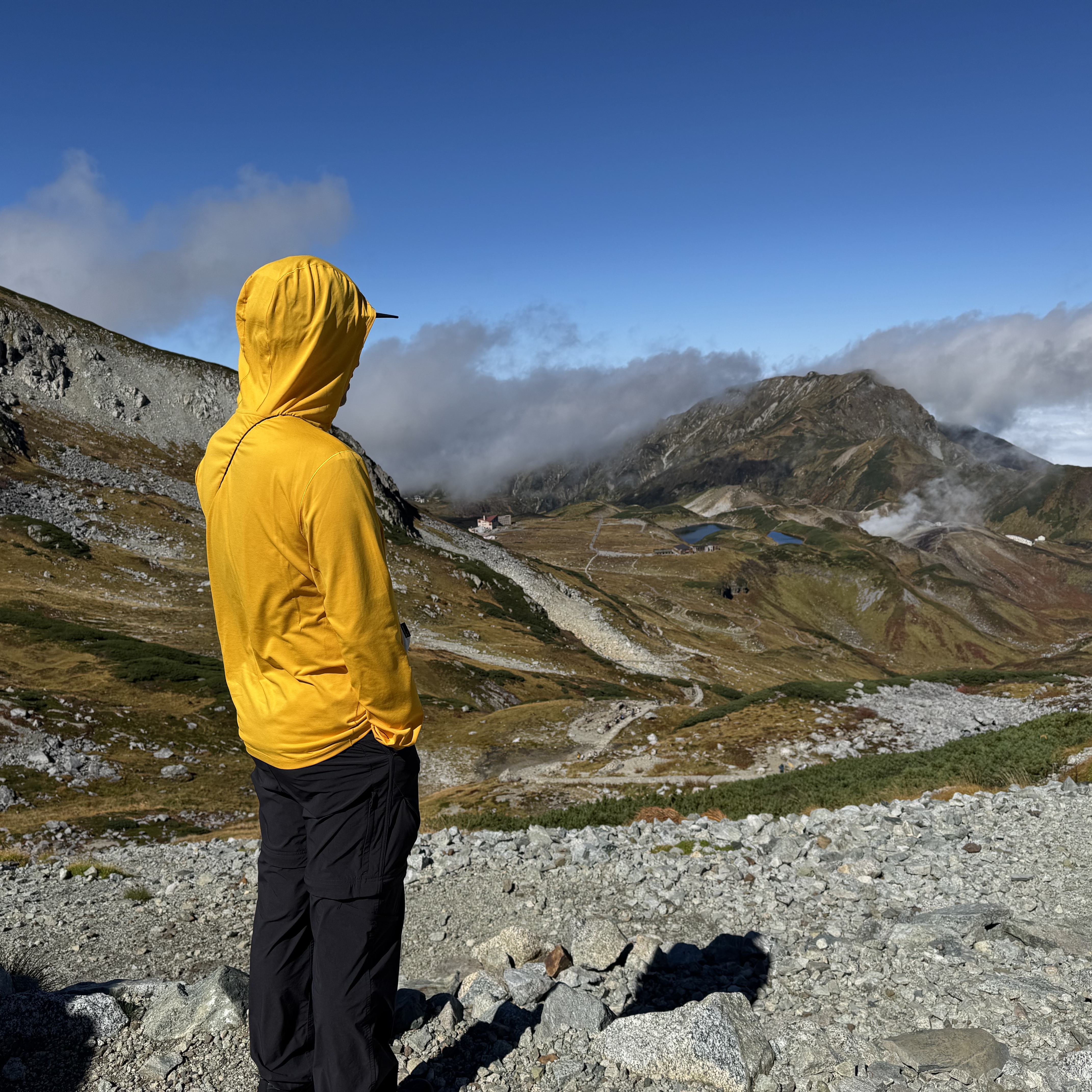 Arc'teryx Cormac Hoodie Edziza Heather 착용 스타일