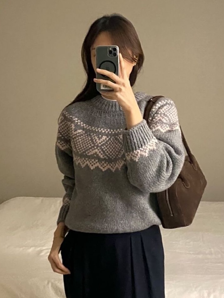 Siyazu SIKN2103 Loose Fit Alpaca Nordic Sweater Gray 착용 스타일 - 3