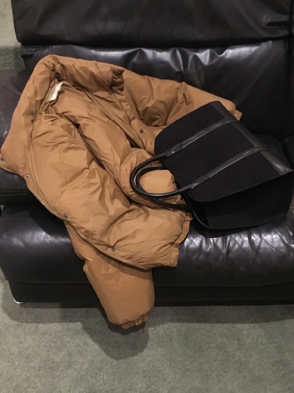 Siyazu SIOT4010 Duckdown Crop PD Khaki Brown 착용 스타일 - 3