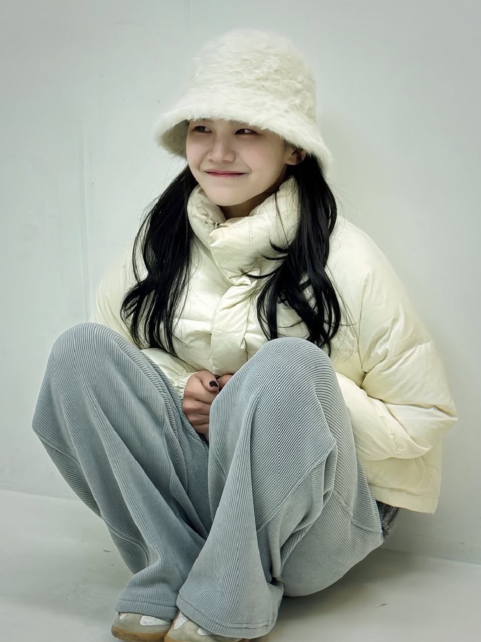 Siyazu SIPT7097 Fluff Gorge Sweatpants Melange Gray 착용 스타일 - 1