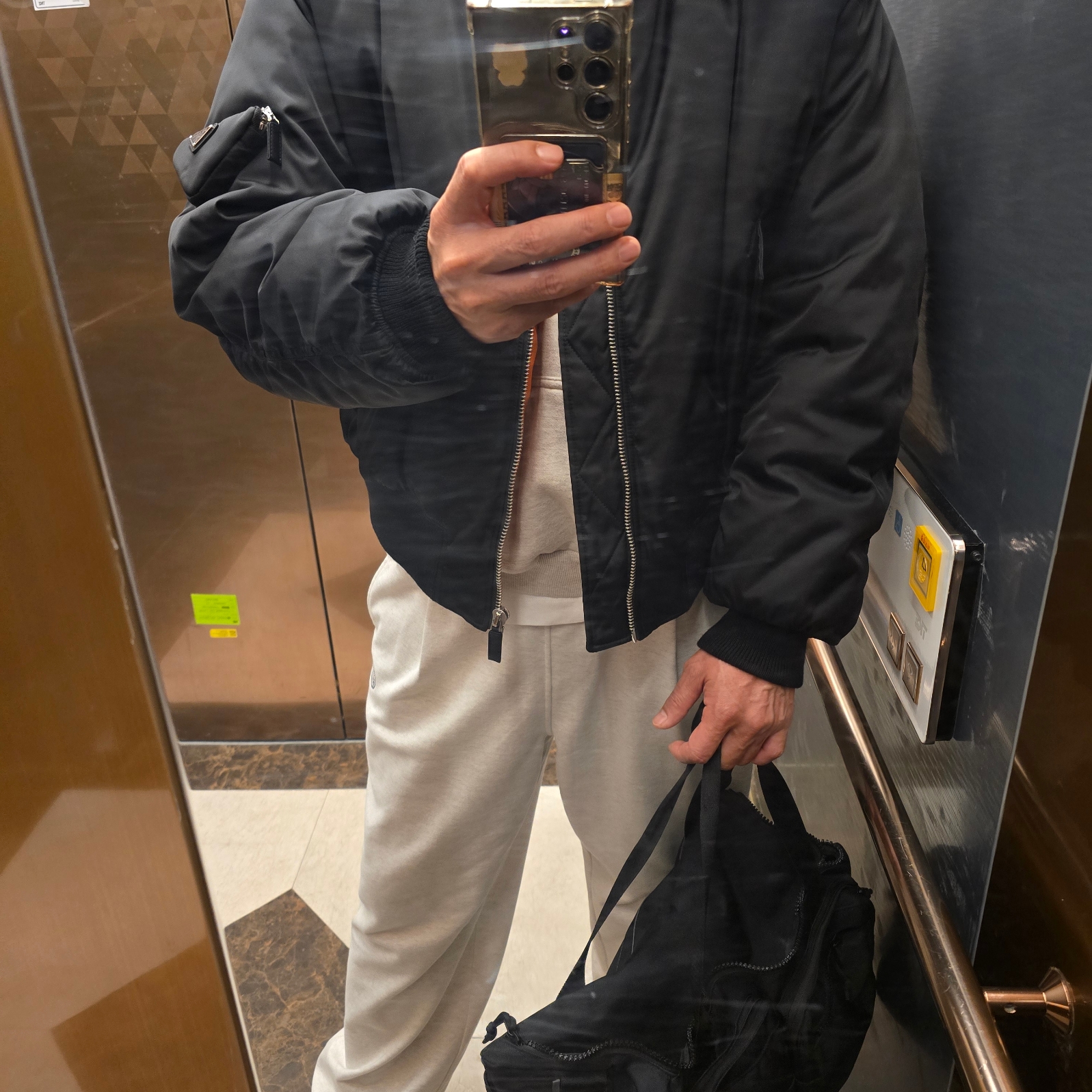 Prada Re-Nylon Bomber Jacket Black 착용 스타일