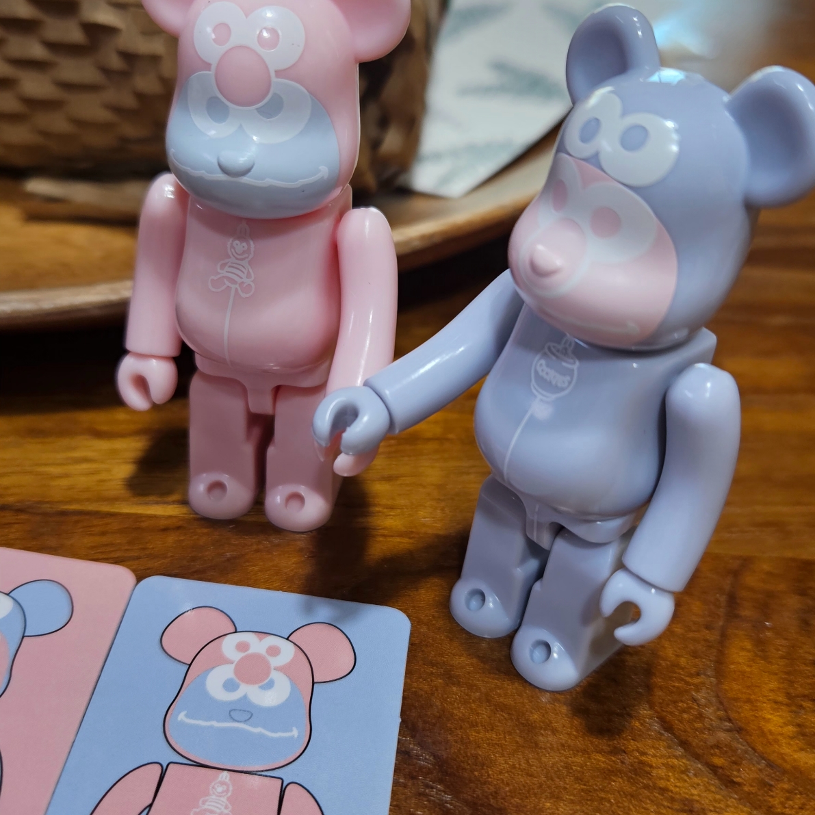 Bearbrick Series 48 Sealed Case 100% (24 Blind Boxes) 착용 스타일 - 5