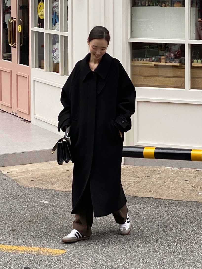 Siyazu SIOT4128 Cashmere Blend Balmacan Coat Black 착용 스타일 - 1