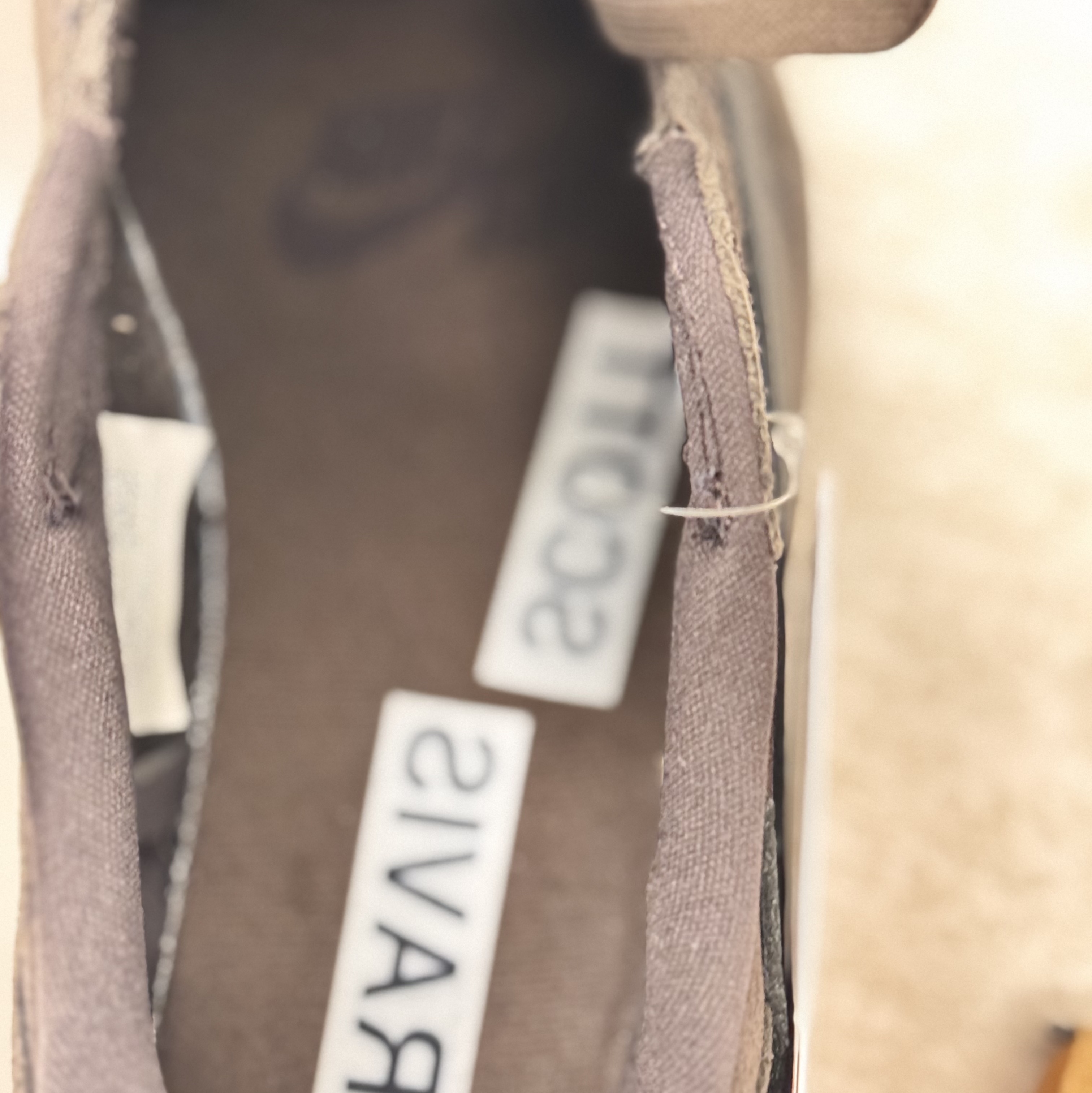 Jordan 1 x Travis Scott Retro Low OG SP Velvet Brown and Dark Mocha 착용 스타일 - 7