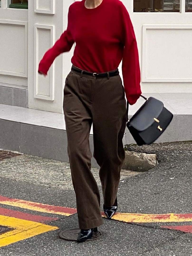 Siyazu SIKN2128 Cashmere Blend Crewneck Knit Red 착용 스타일 - 3