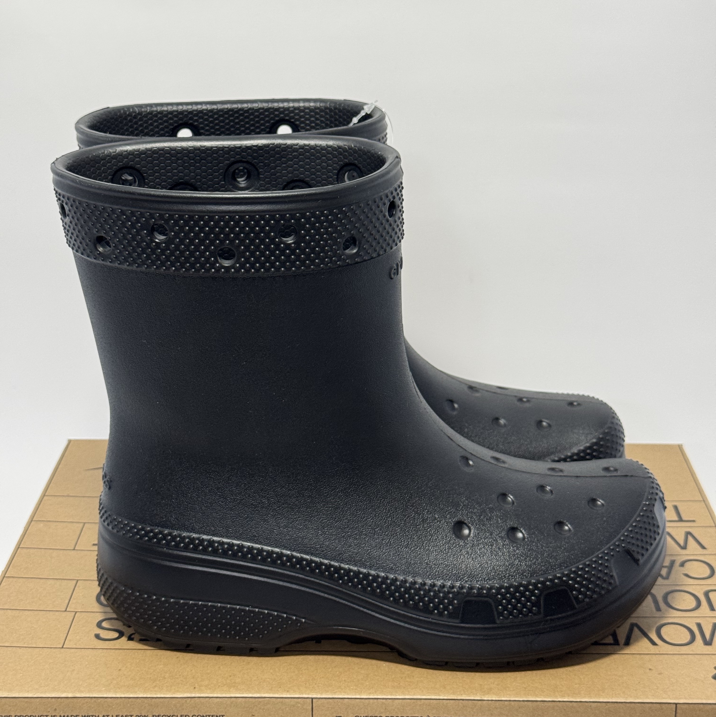 Crocs Classic Rain Boots Black 착용 스타일 - 2