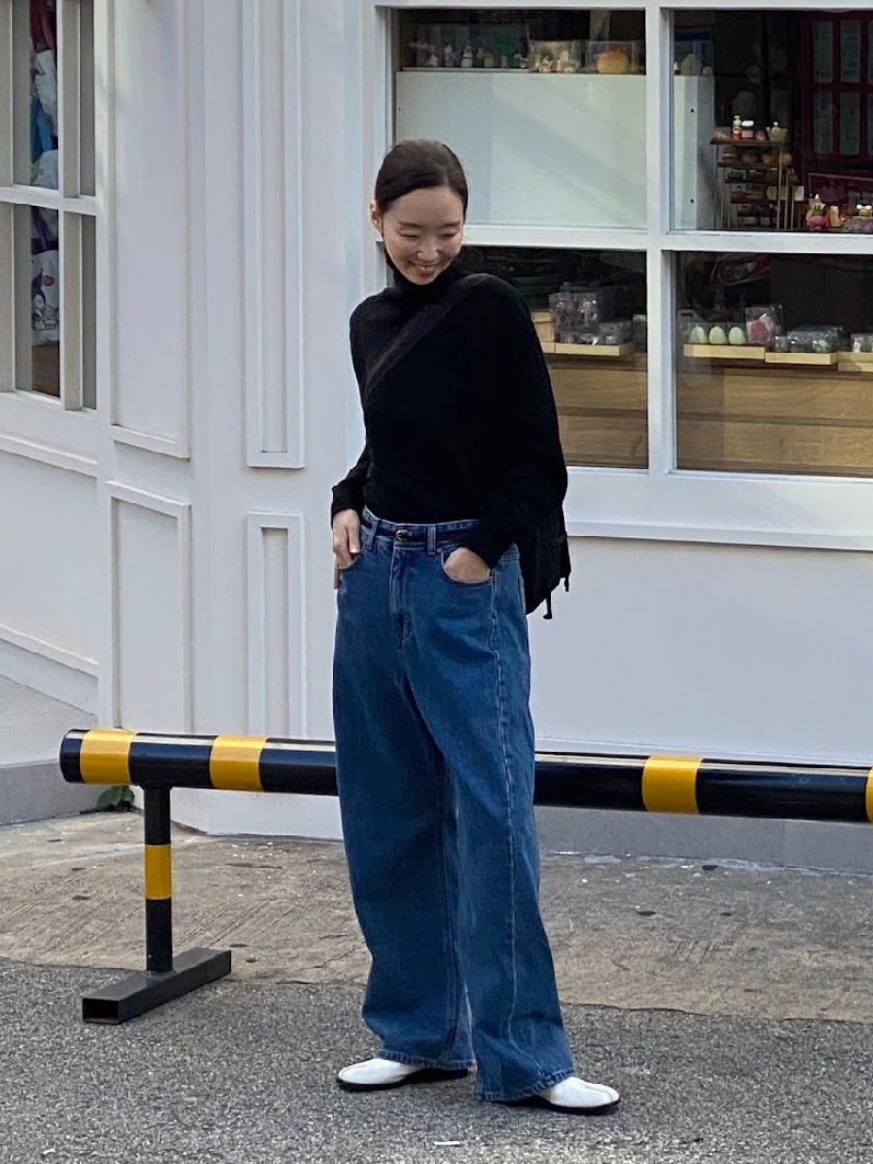 Siyazu SIKN2129 Cashmere Blend Turtleneck Knit Black 착용 스타일 - 1