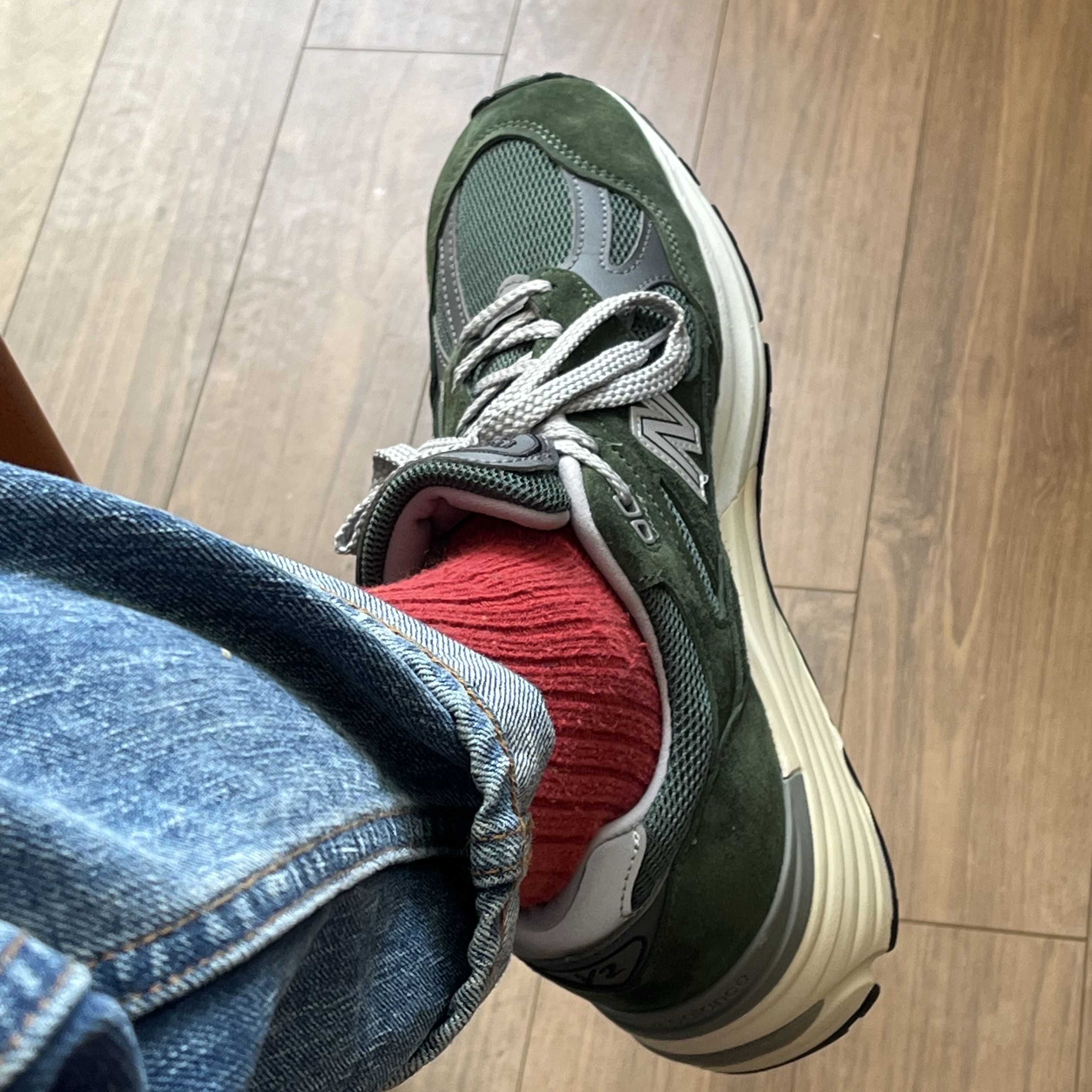 New Balance 991v2 Made in UK Kombu Green 착용 스타일