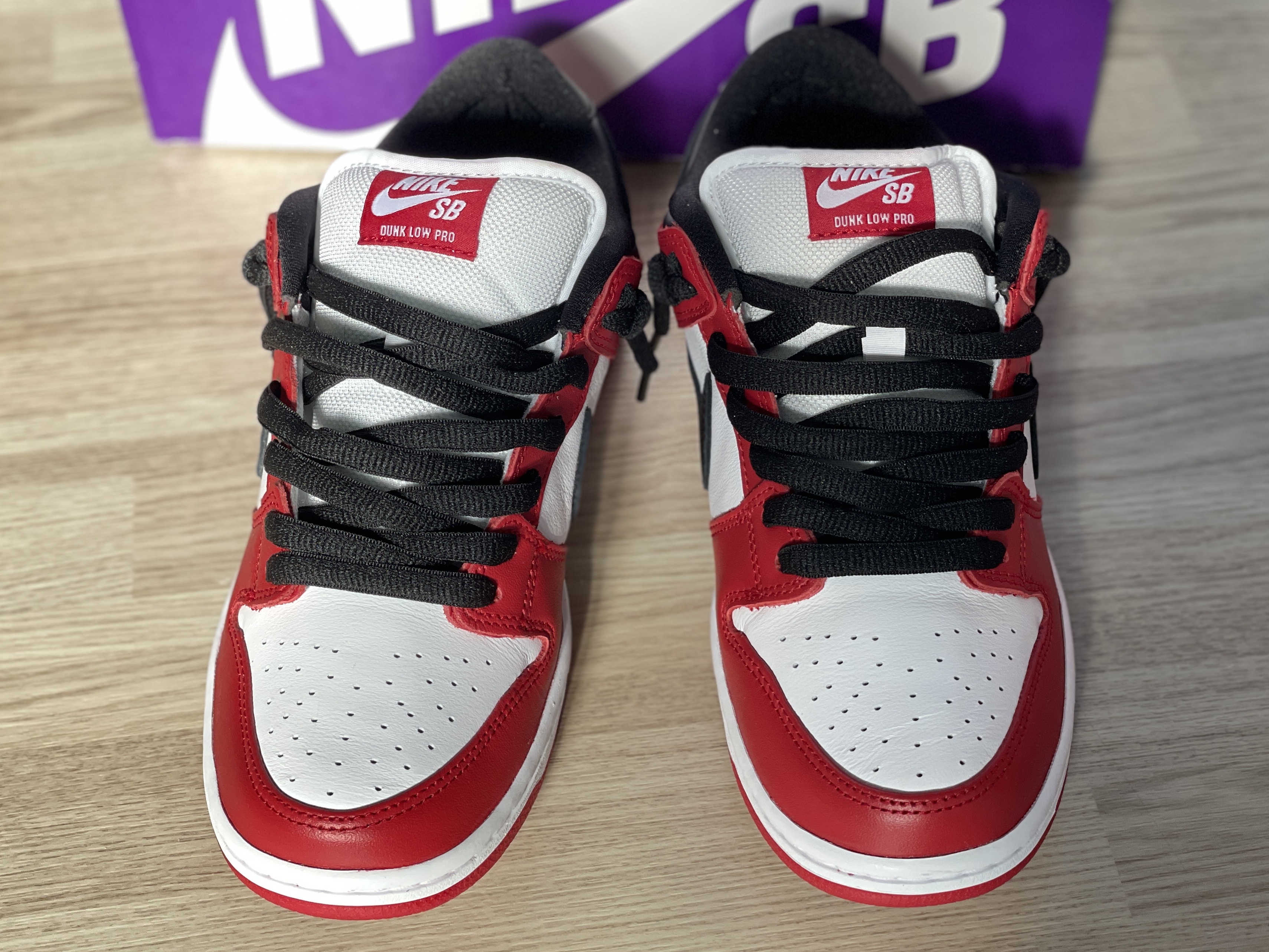 Nike SB Dunk Low Pro Chicago 착용 스타일 - 3