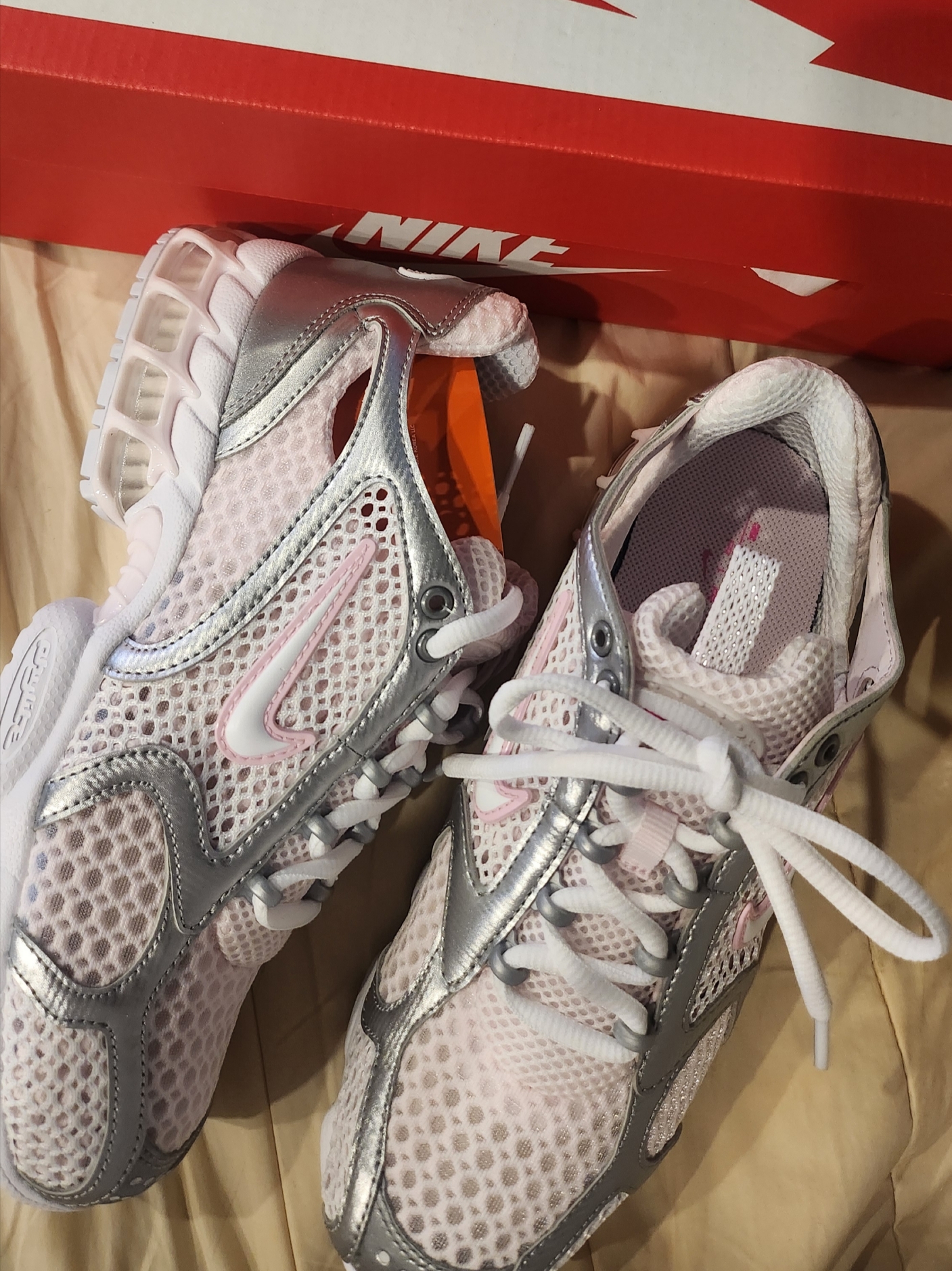 (W) Nike Air Zoom Spiridon Cage 2 Pale Pink 착용 스타일