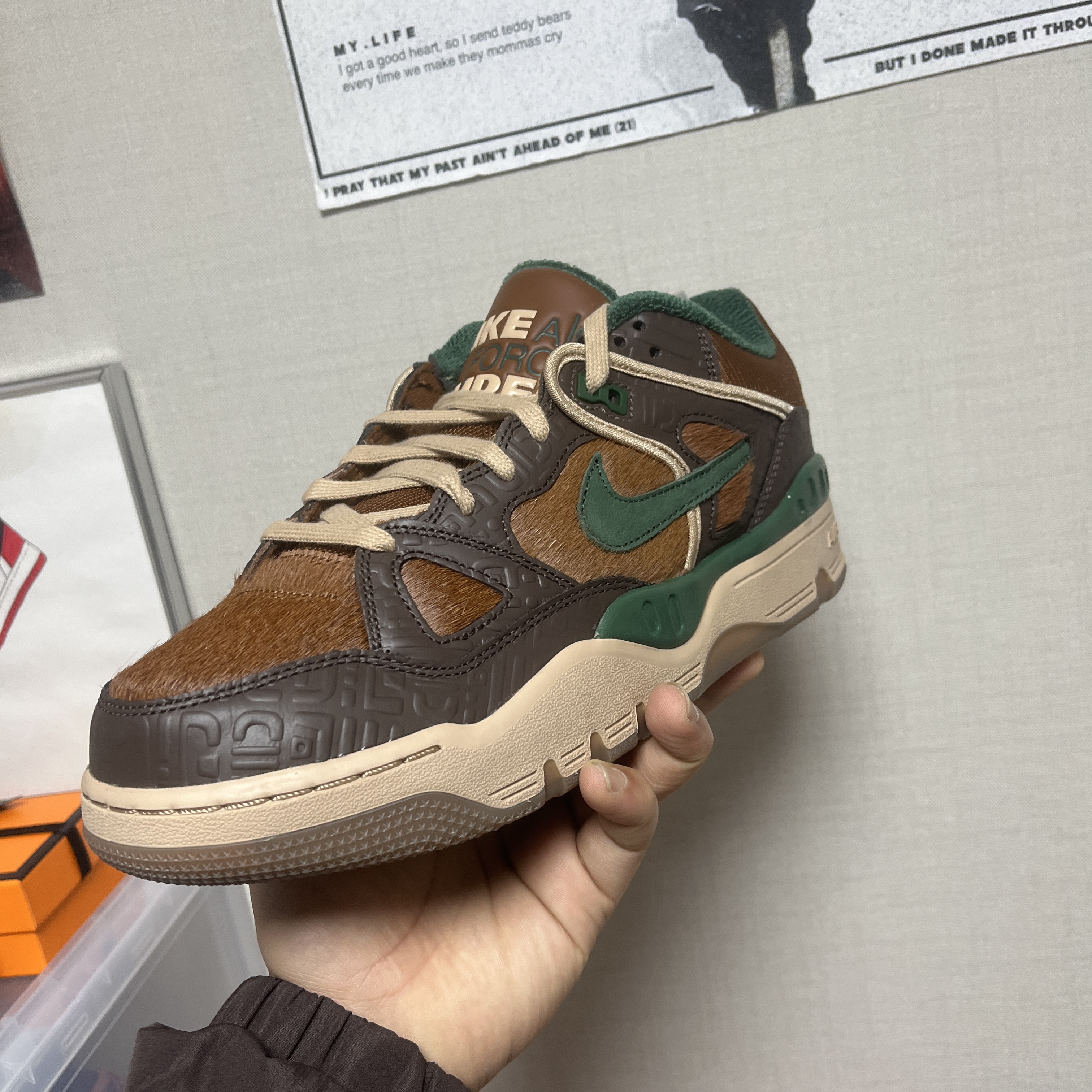 Nike x Nigo Air Force 3 Low SP Baroque Brown and Pecan 착용 스타일 - 2