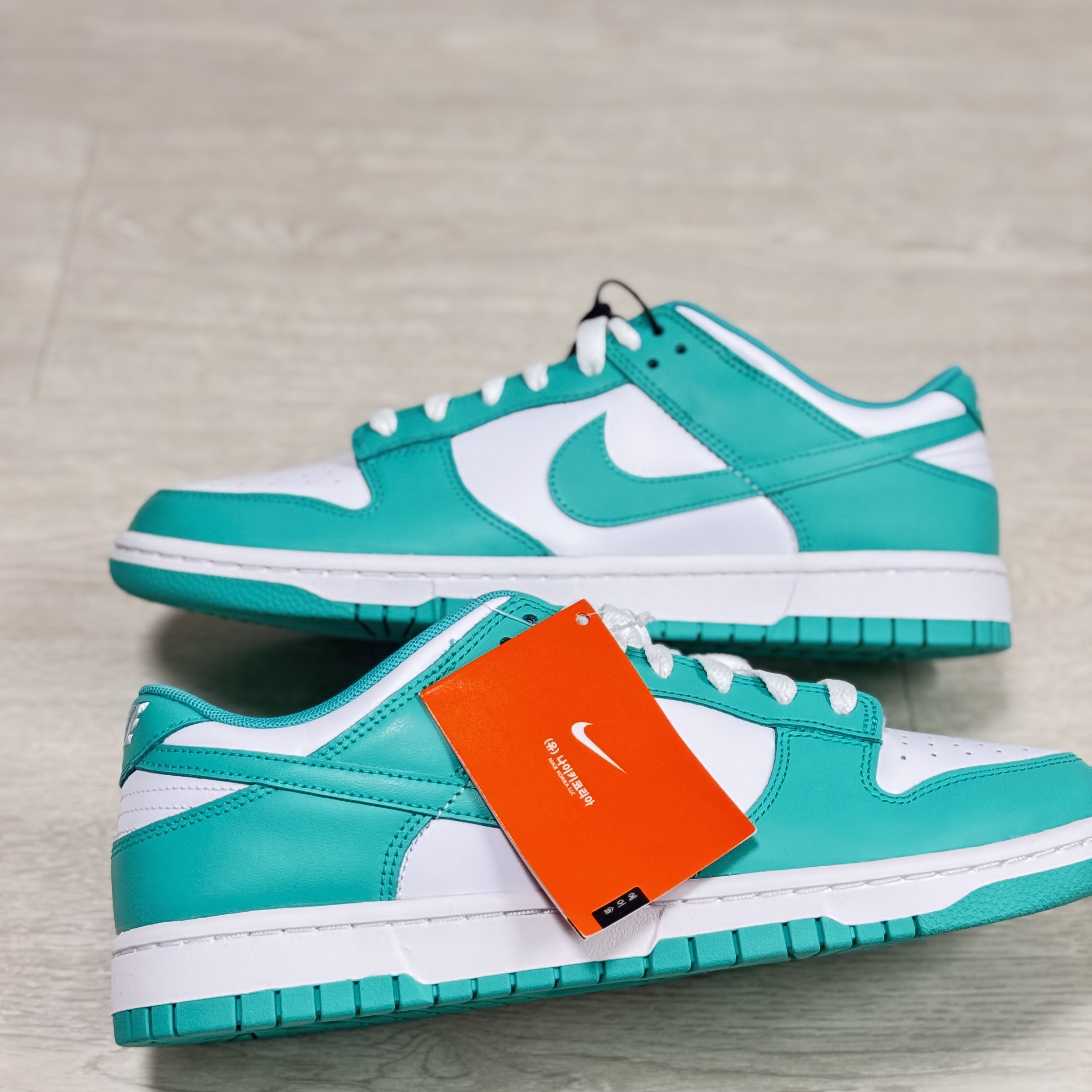 Nike Dunk Low White Clear Jade 착용 스타일 - 3
