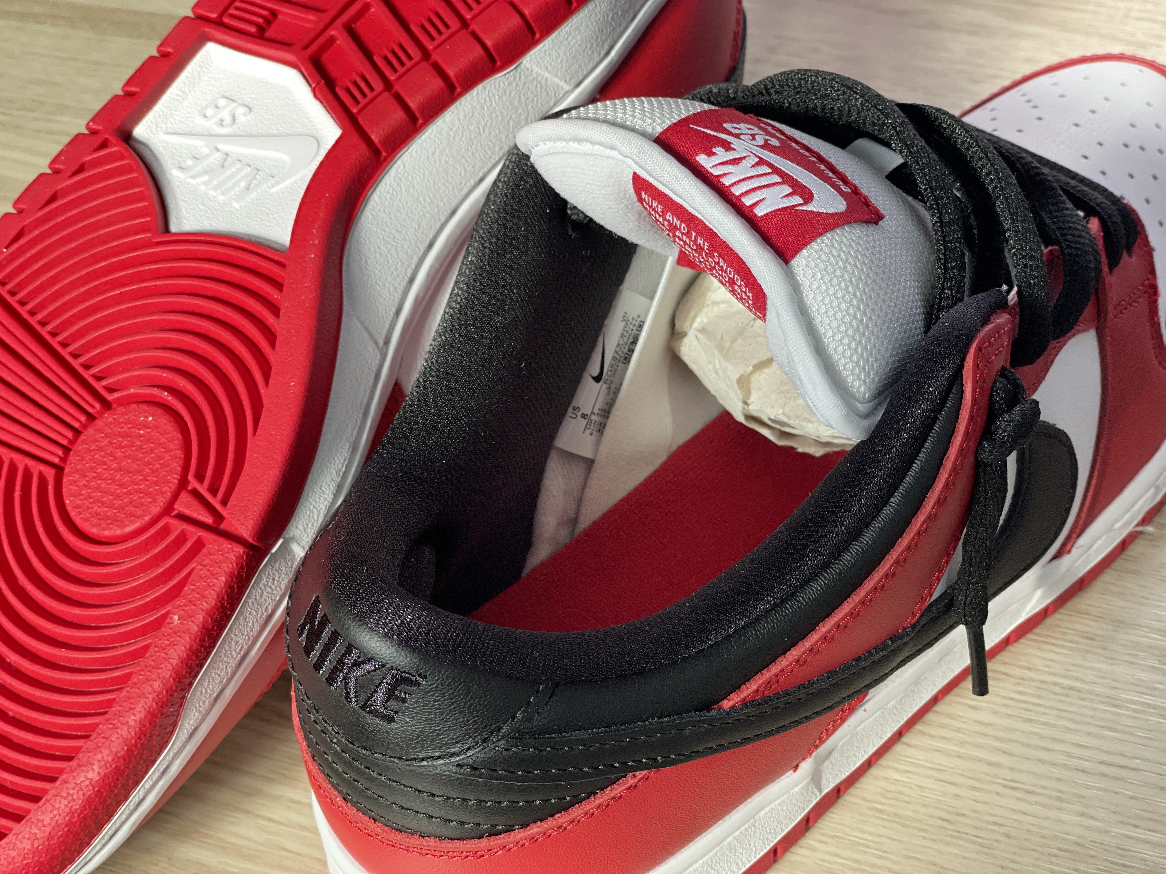 Nike SB Dunk Low Pro Chicago 착용 스타일 - 5