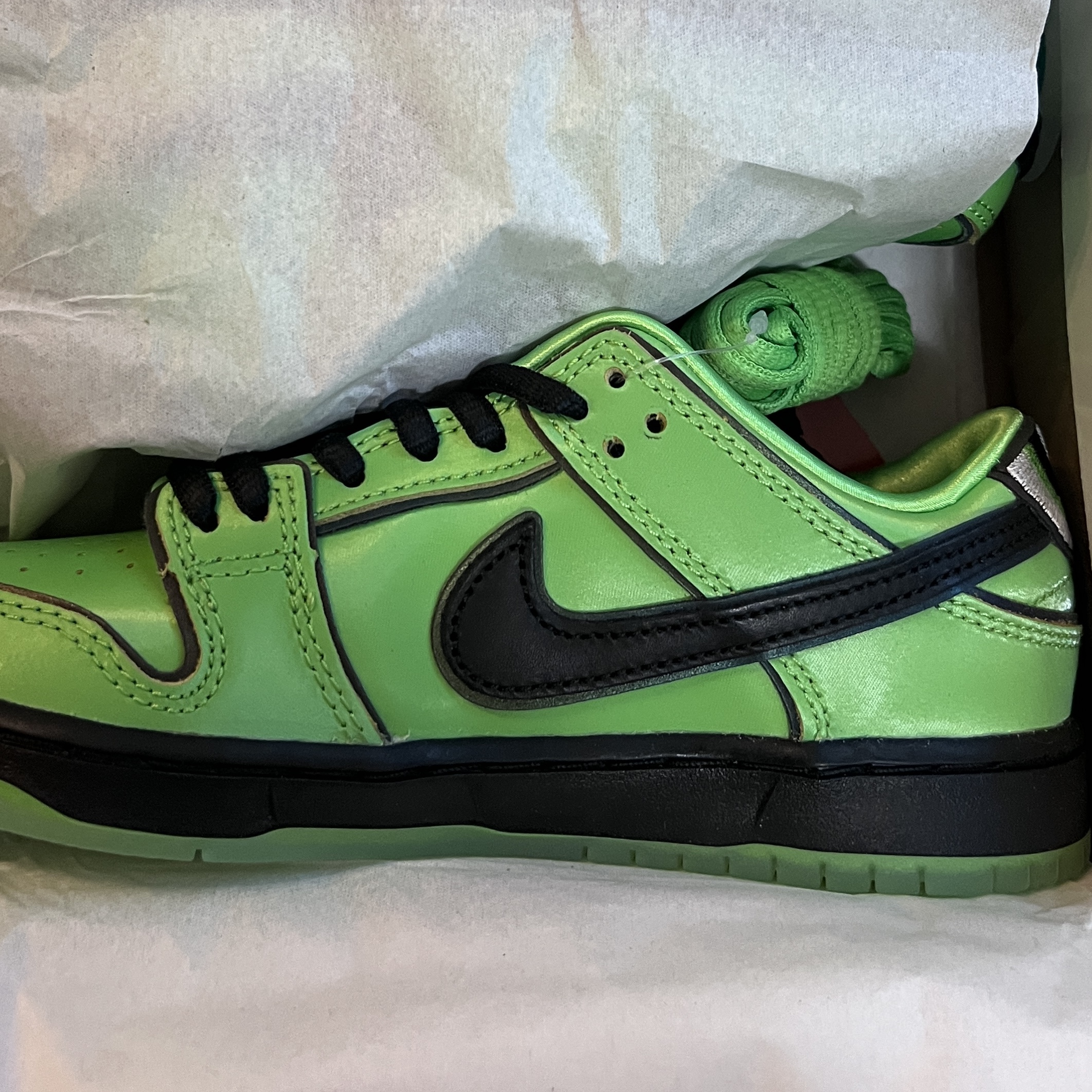 (PS) Nike x The Powerpuff Girls SB Dunk Low Pro QS Buttercup 착용 스타일