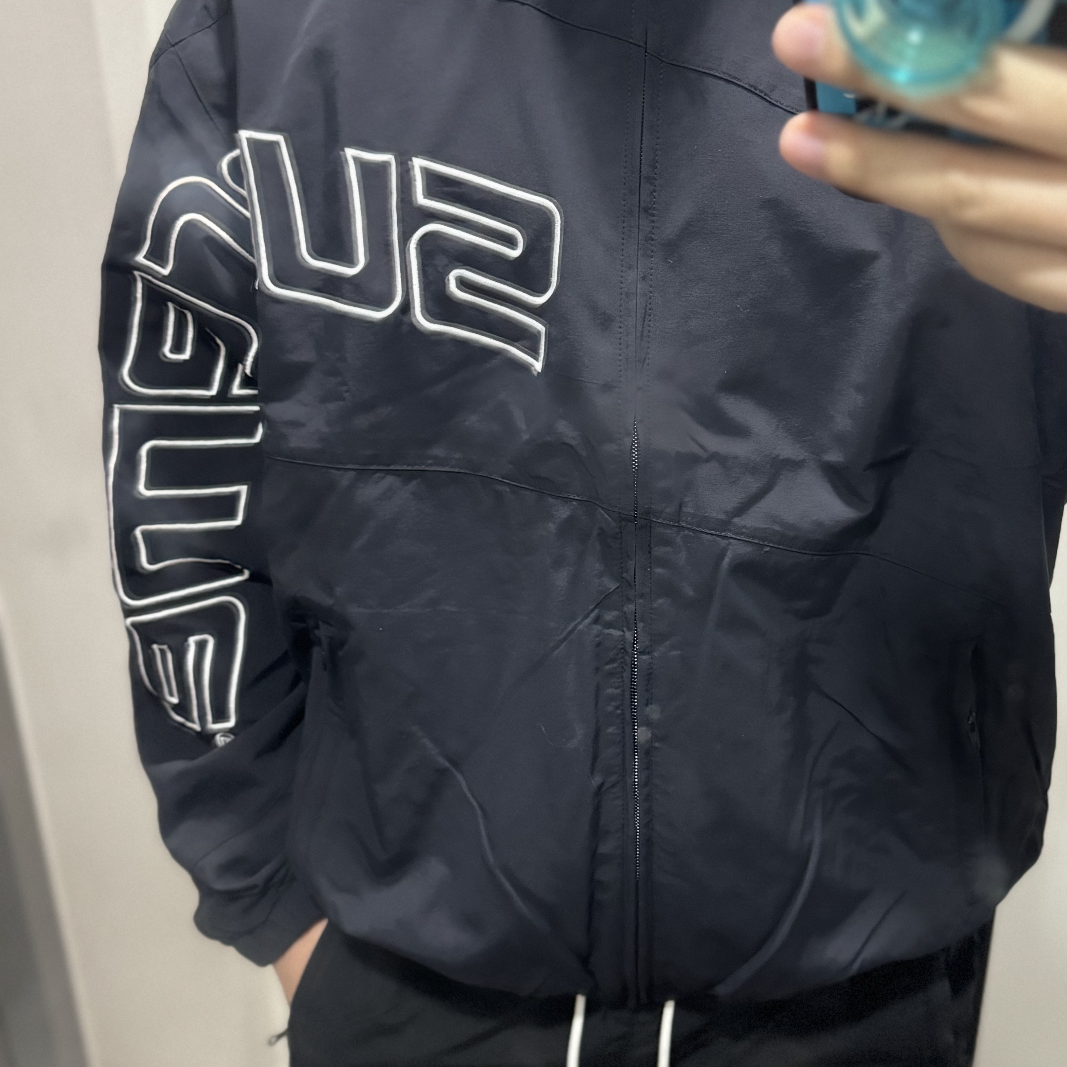 Supreme Curve Track Jacket Black - 24SS 착용 스타일