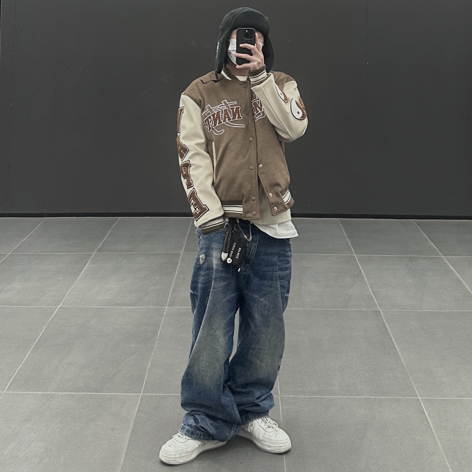 Nonnod Double Pocket Japanese Denim Mid Blue, BAPE x JJJJound Bape Sta Low White Light Grey 착용 스타일 - 3