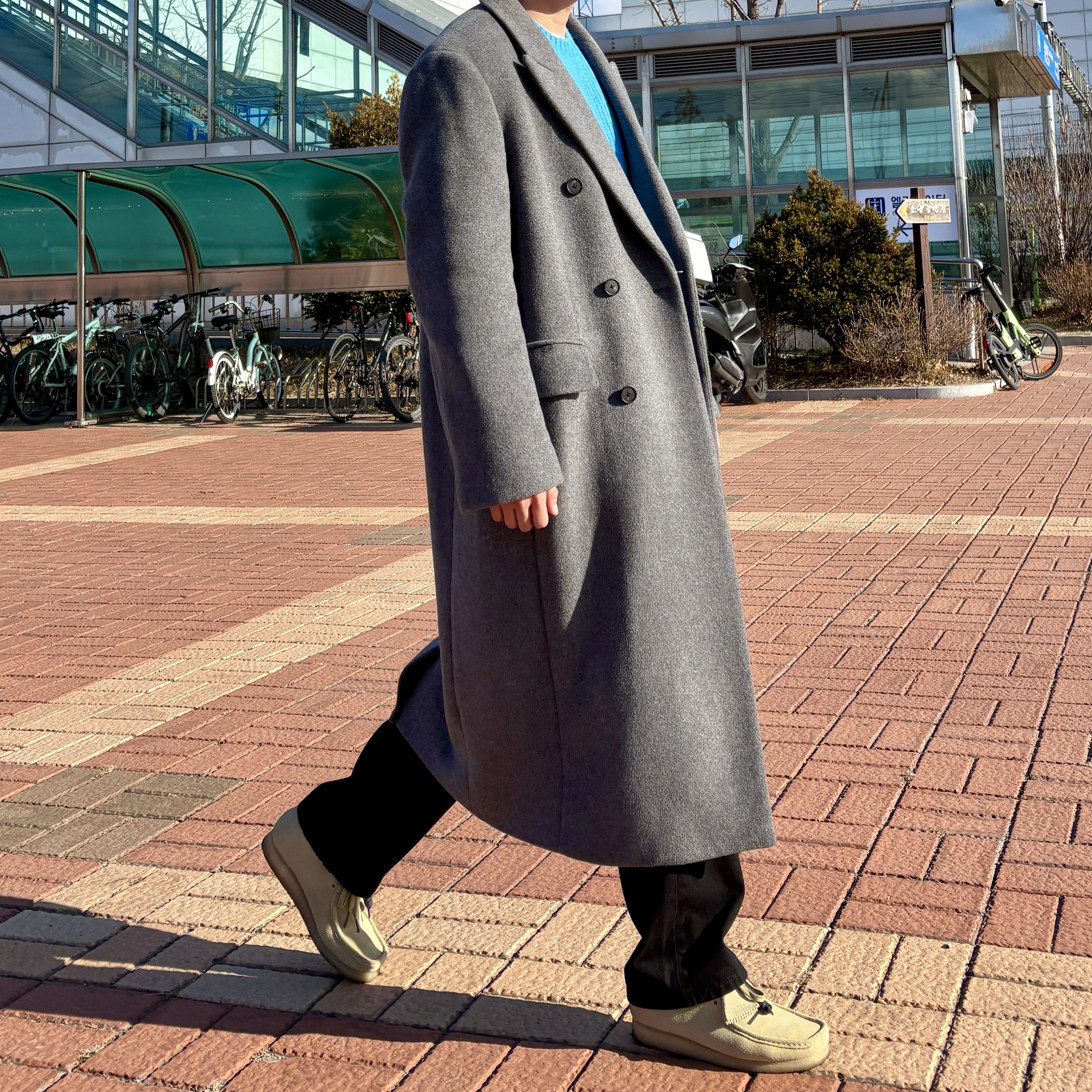 Clarks Wallabee Maple Suede 착용 스타일 - 5