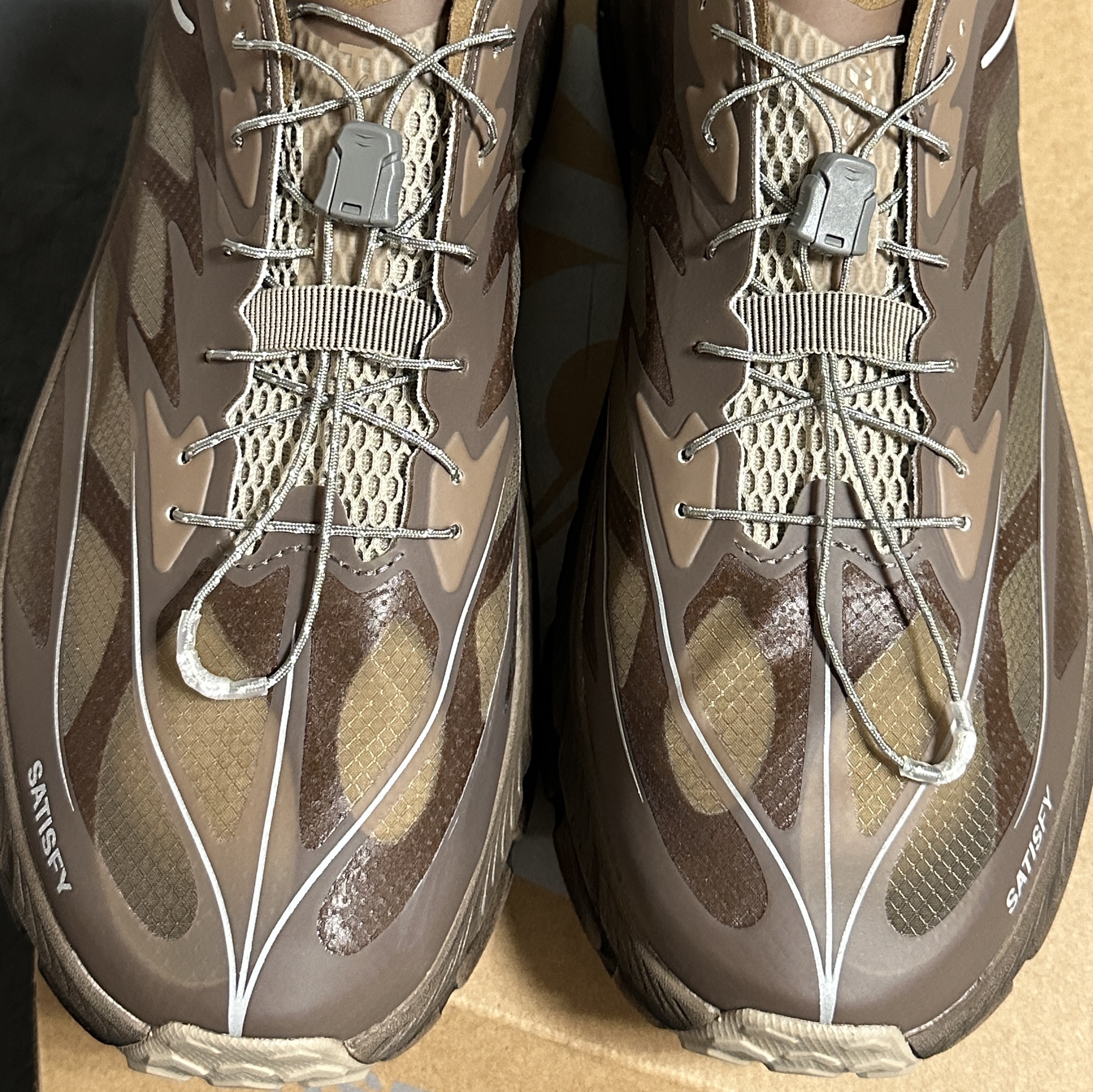 Hoka x Satisfy Mafate Speed 4 Lite Rubber 착용 스타일