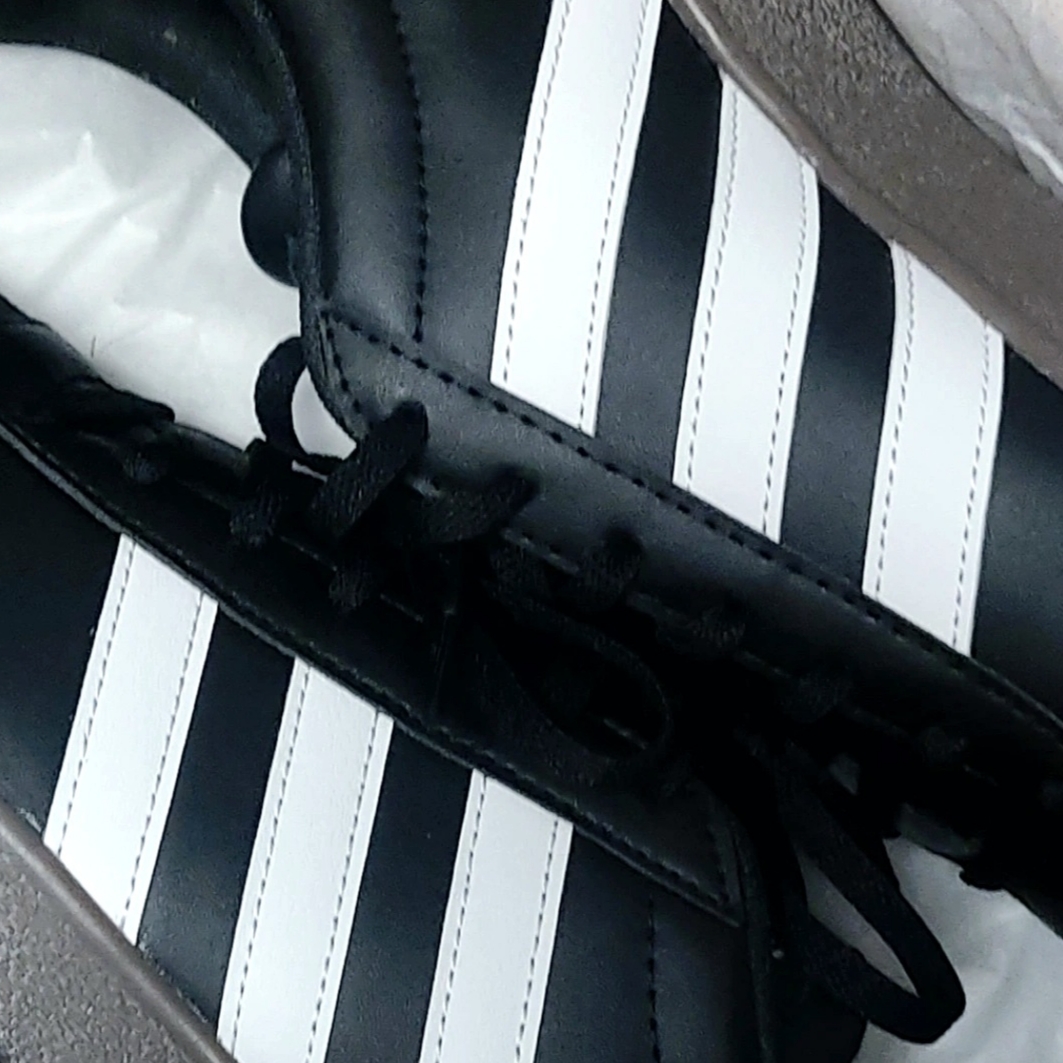 Adidas VL Court Base Core Black Cloud White 착용 스타일