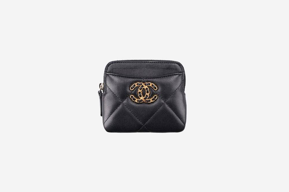 シャネル 19 Zipped Coin Purse ブラックゴールド