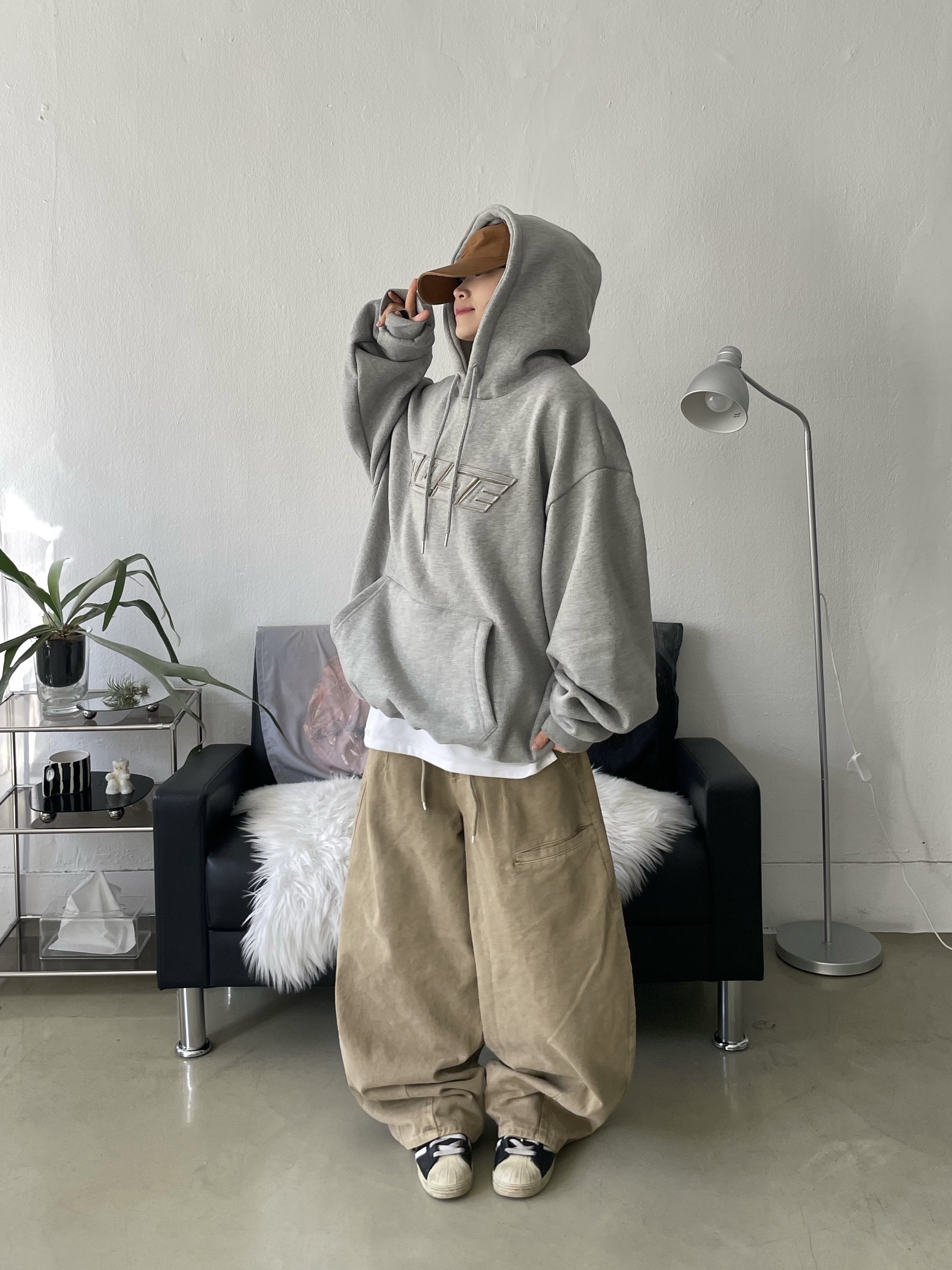 Adidas Superstar Premium Black White, Carhartt Canvas Cap Carhartt Brown 착용 스타일 - 2