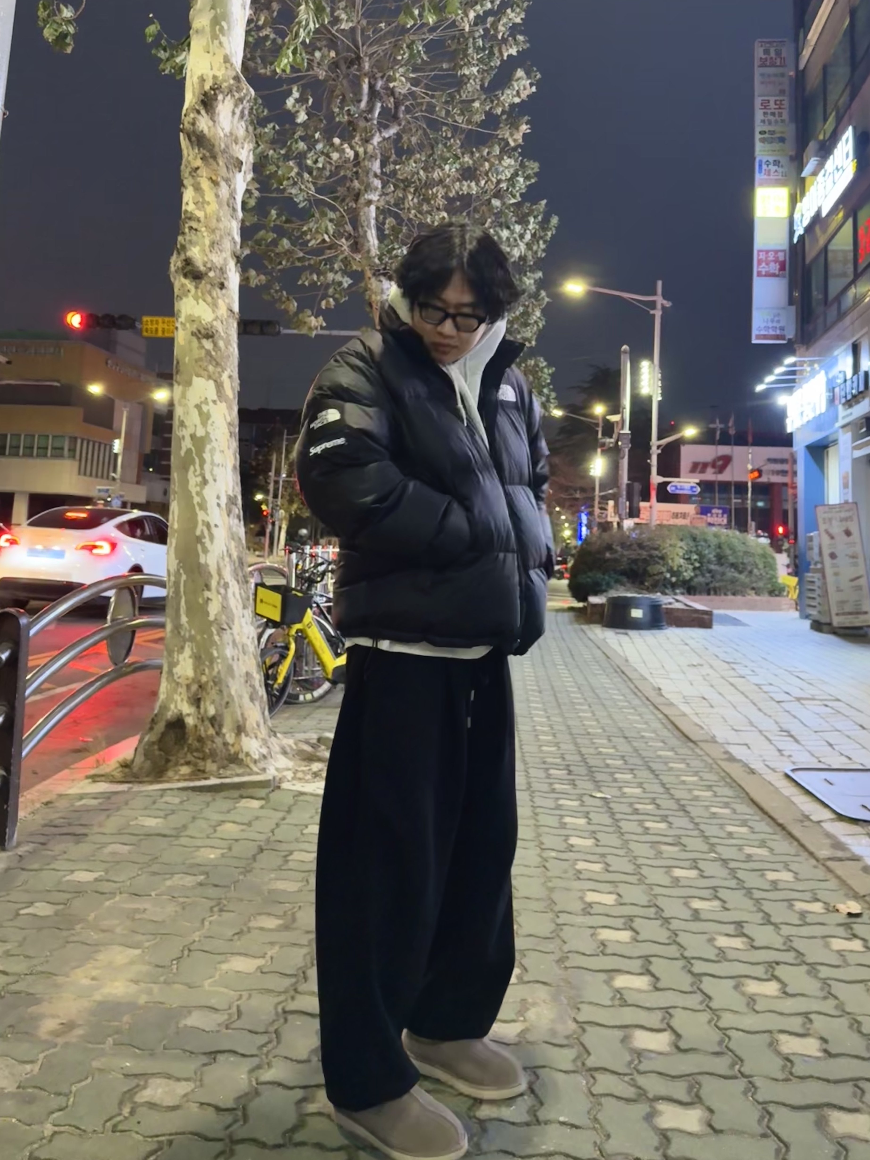 Undermycar Mu.03 Anti Fxxking Logo Play Oversized Sweat Jogger Black, Supreme x The North Face Nuptse Jacket Black - 24FW 착용 스타일 - 1