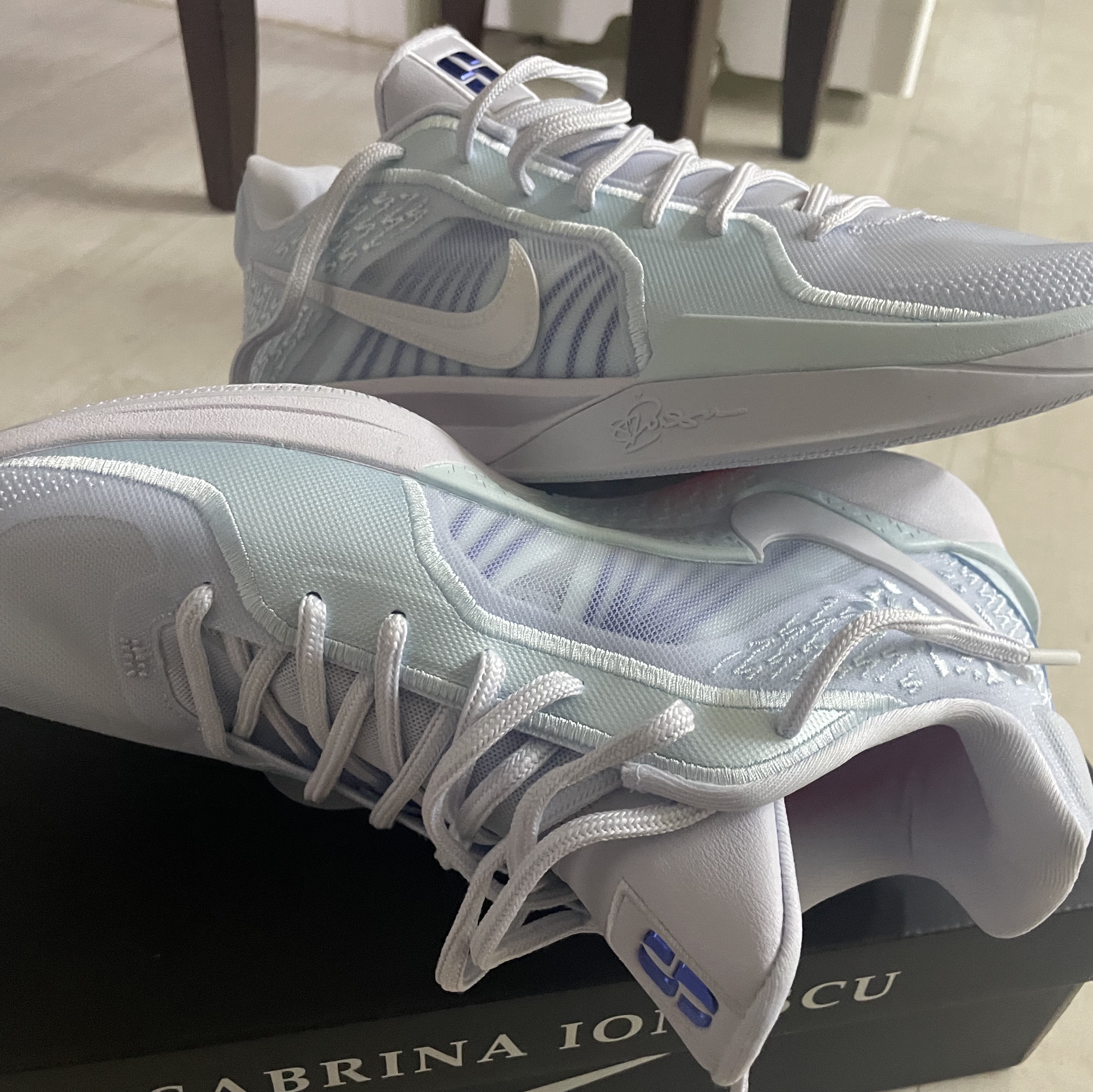 Nike Sabrina 2 EP Conductor 착용 스타일 - 1