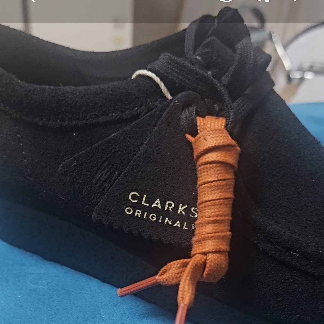 Clarks Wallabee Black Suede 착용 스타일