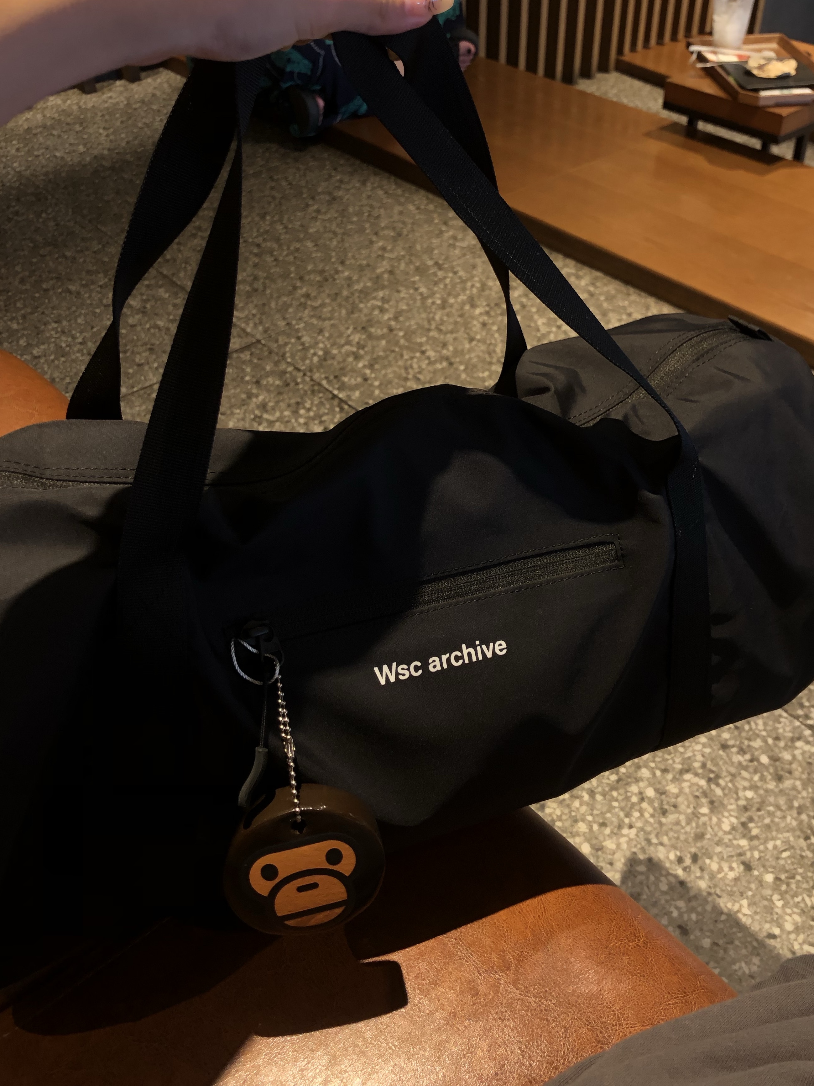 BAPE Baby Milo Keychain Brown 착용 스타일