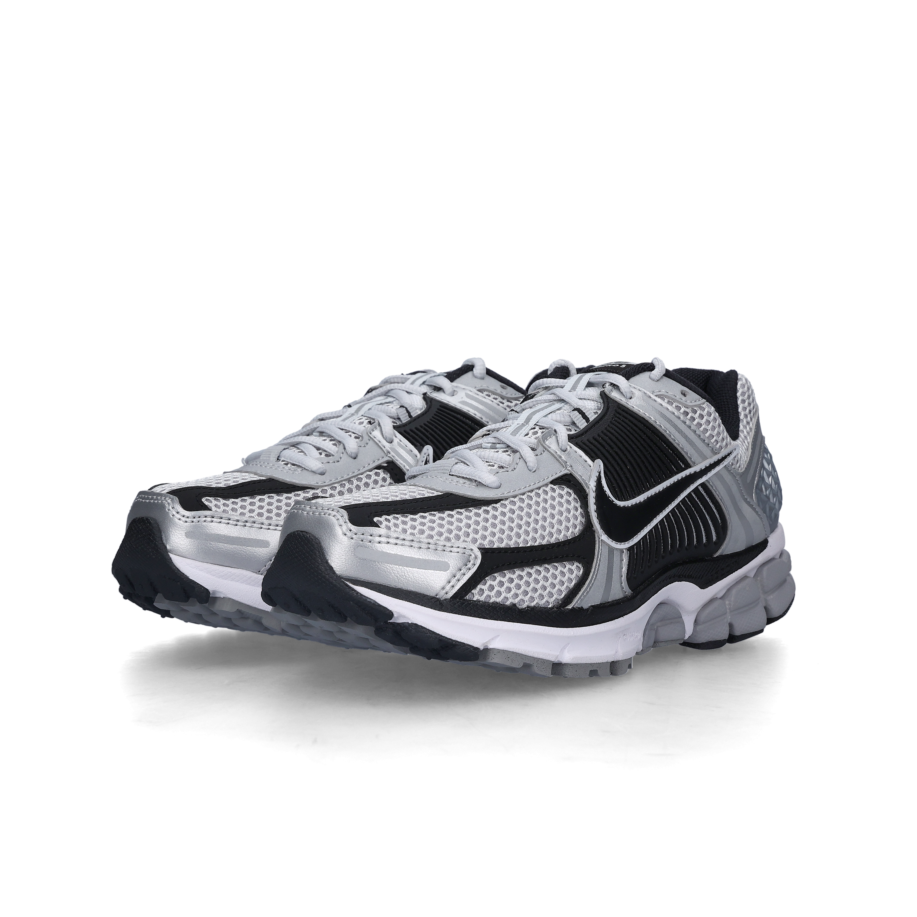 Nike Zoom Vomero 5 Metallic Silver Black